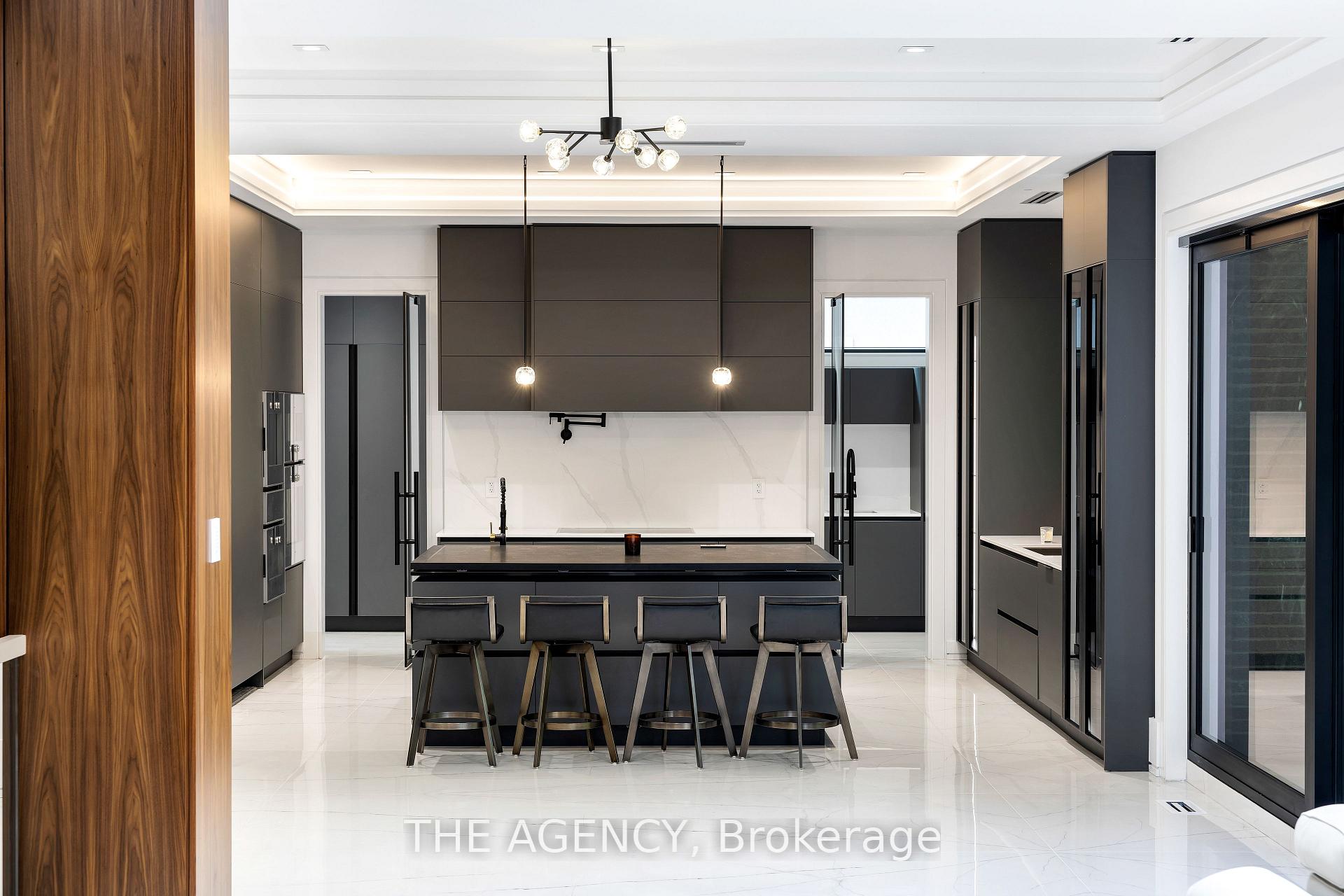 91 Valecrest Dr, Toronto, ON M9A4P5 | 4 Bedroom 8 Bathroom Detached House | Image 11