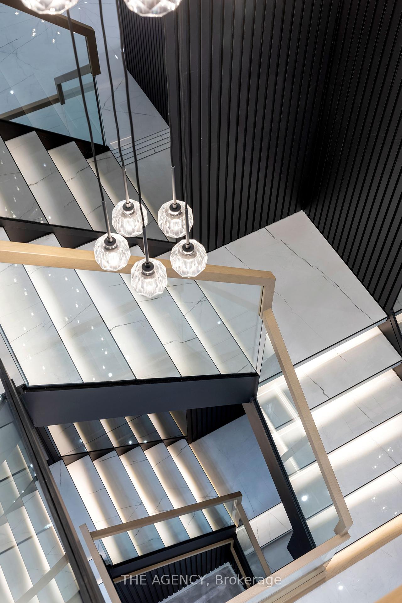 91 Valecrest Dr, Toronto, ON M9A4P5 | 4 Bedroom 8 Bathroom Detached House | Image 13