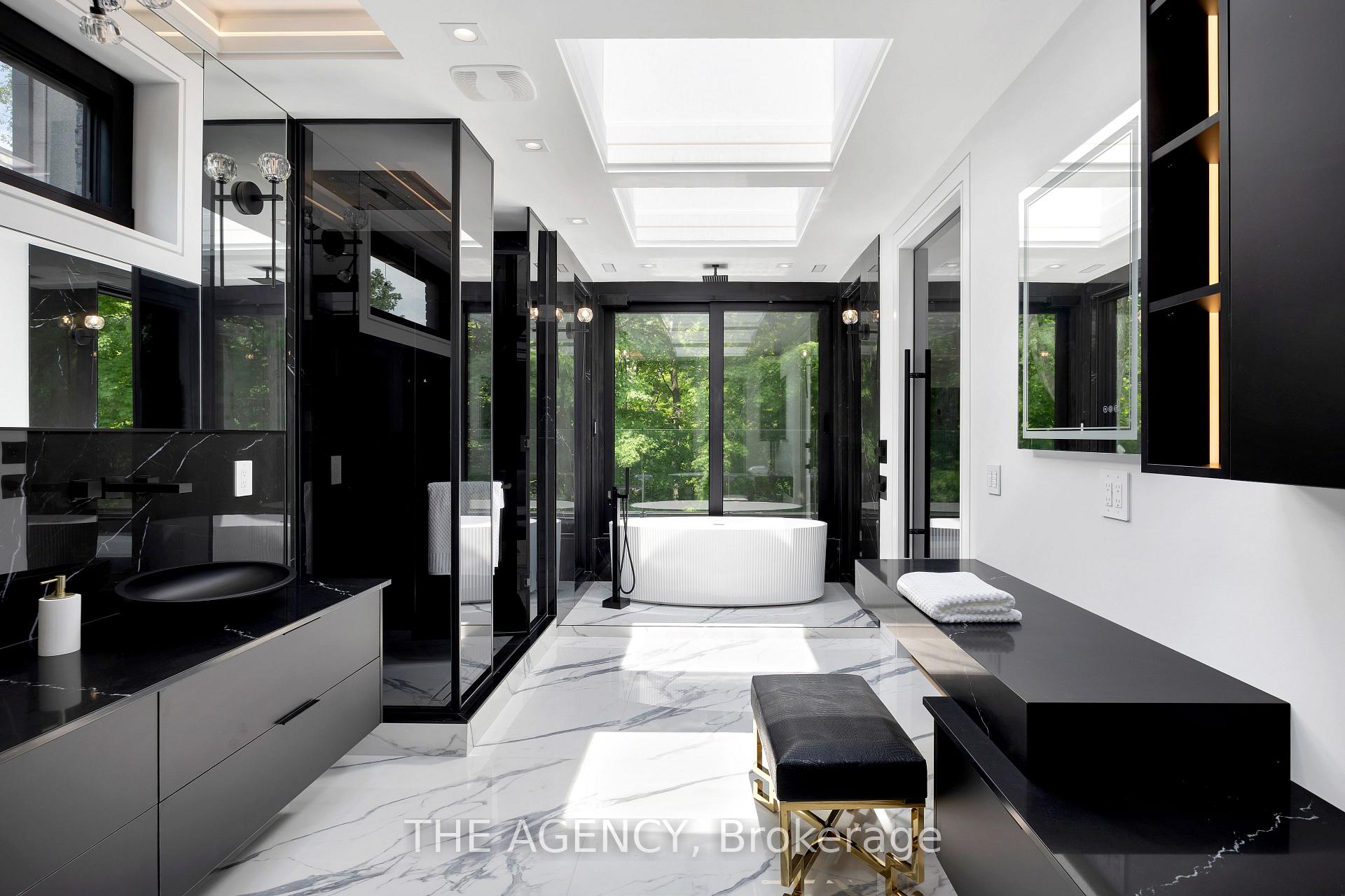 91 Valecrest Dr, Toronto, ON M9A4P5 | 4 Bedroom 8 Bathroom Detached House | Image 15