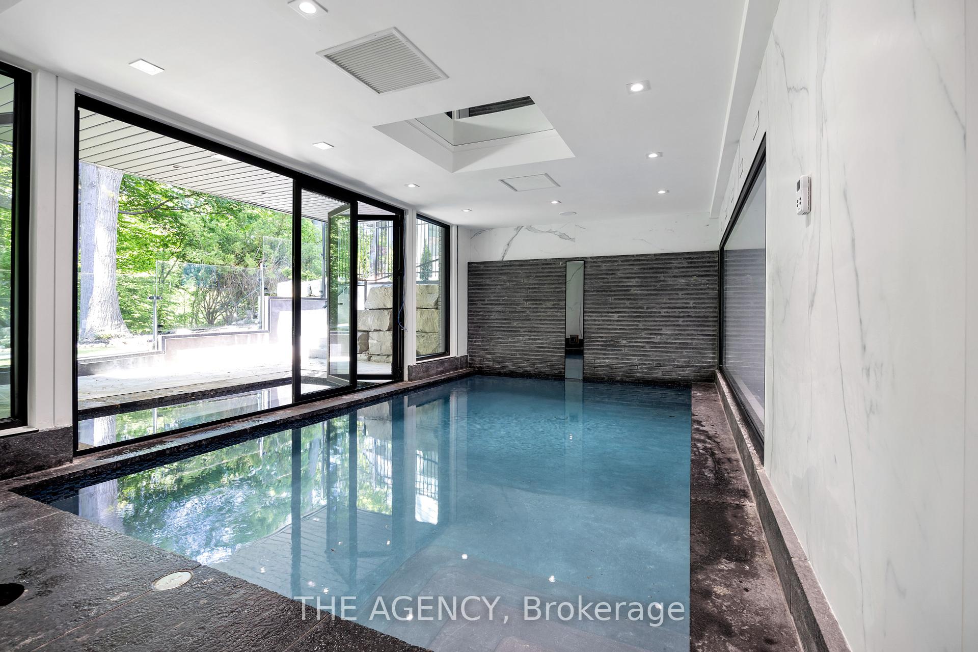 91 Valecrest Dr, Toronto, ON M9A4P5 | 4 Bedroom 8 Bathroom Detached House | Image 25