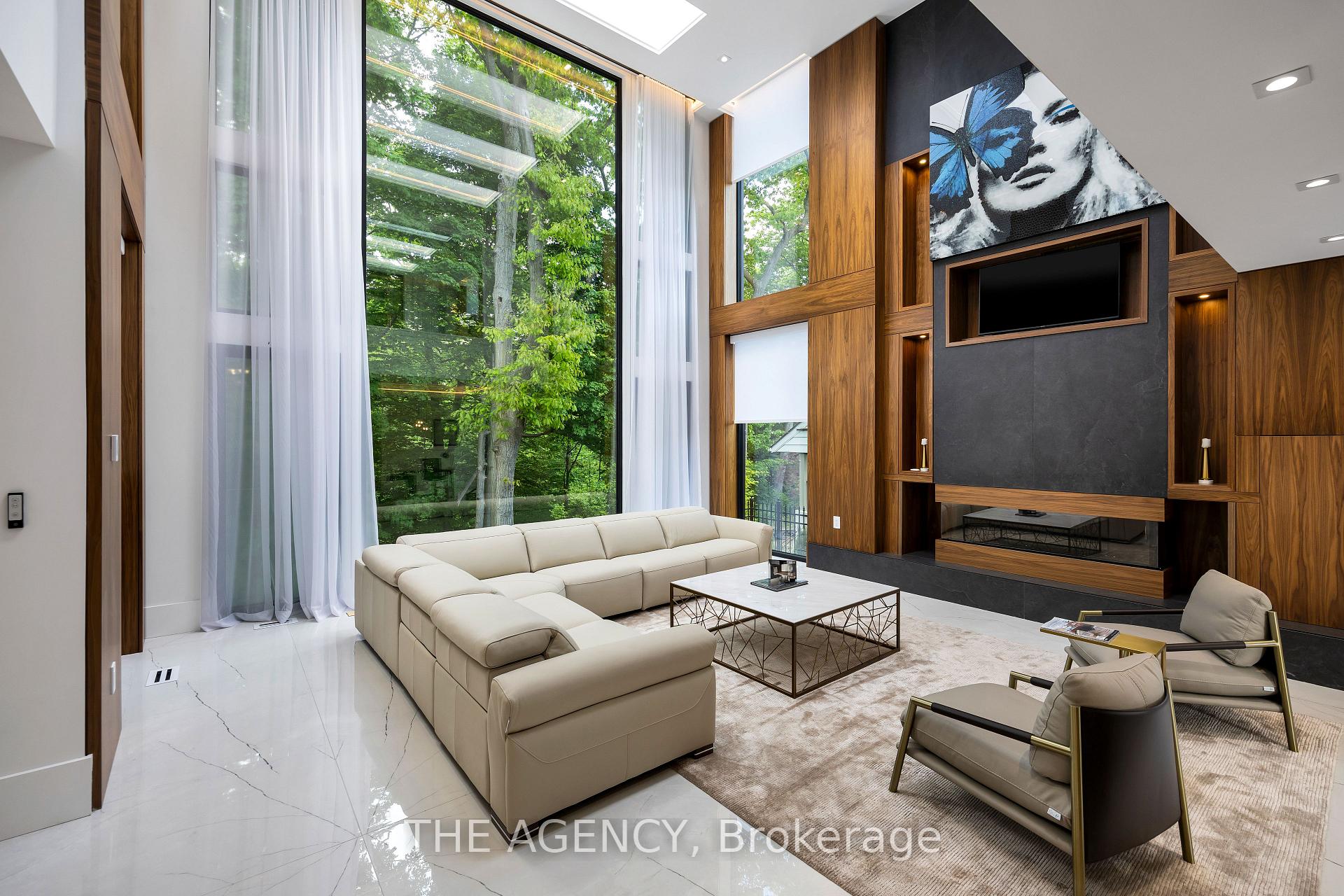 91 Valecrest Dr, Toronto, ON M9A4P5 | 4 Bedroom 8 Bathroom Detached House | Image 8