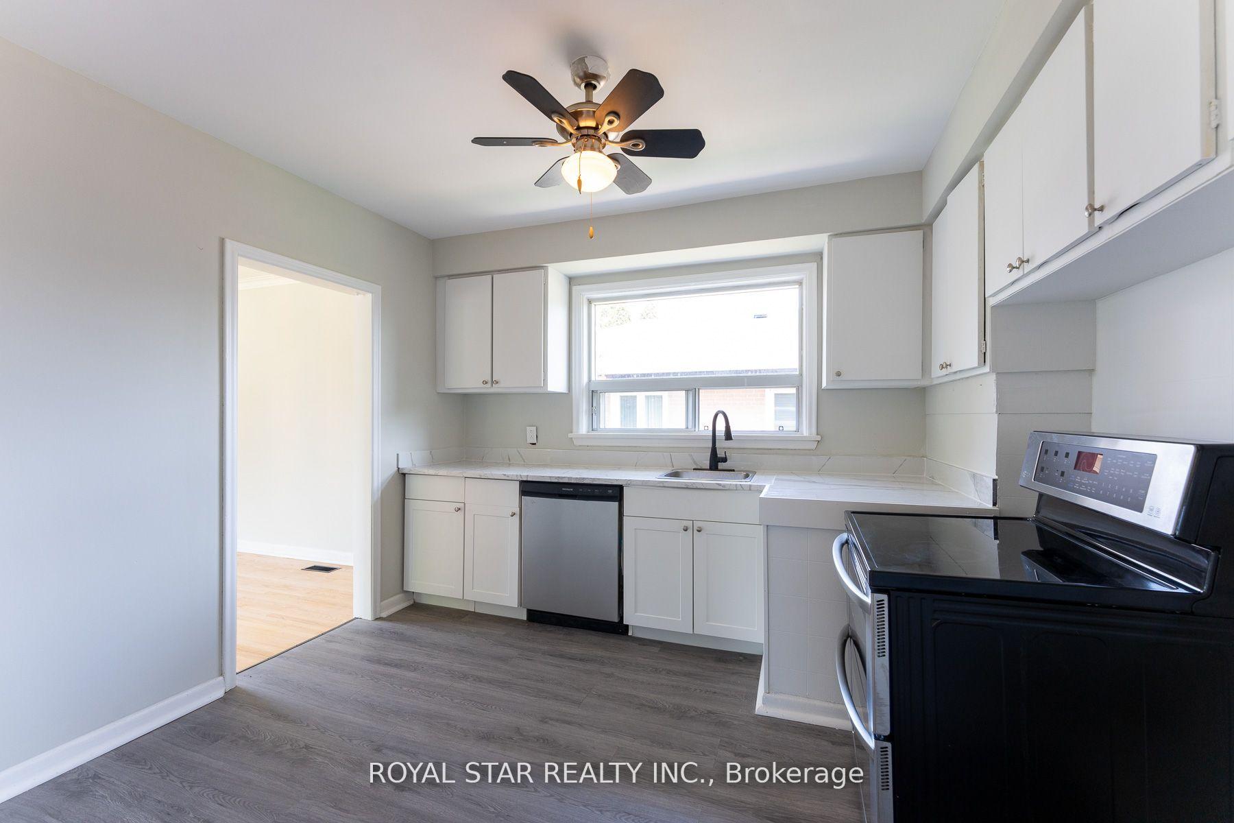 179 Wellesworth Dr, Toronto, ON M9C4S3 | 3 Bedroom 2 Bathroom Detached House | Image 10