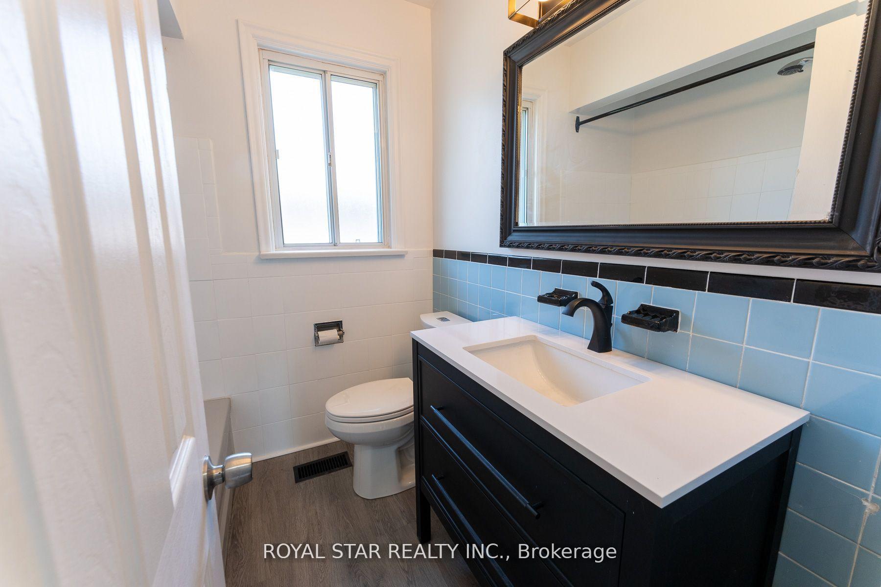 179 Wellesworth Dr, Toronto, ON M9C4S3 | 3 Bedroom 2 Bathroom Detached House | Image 15