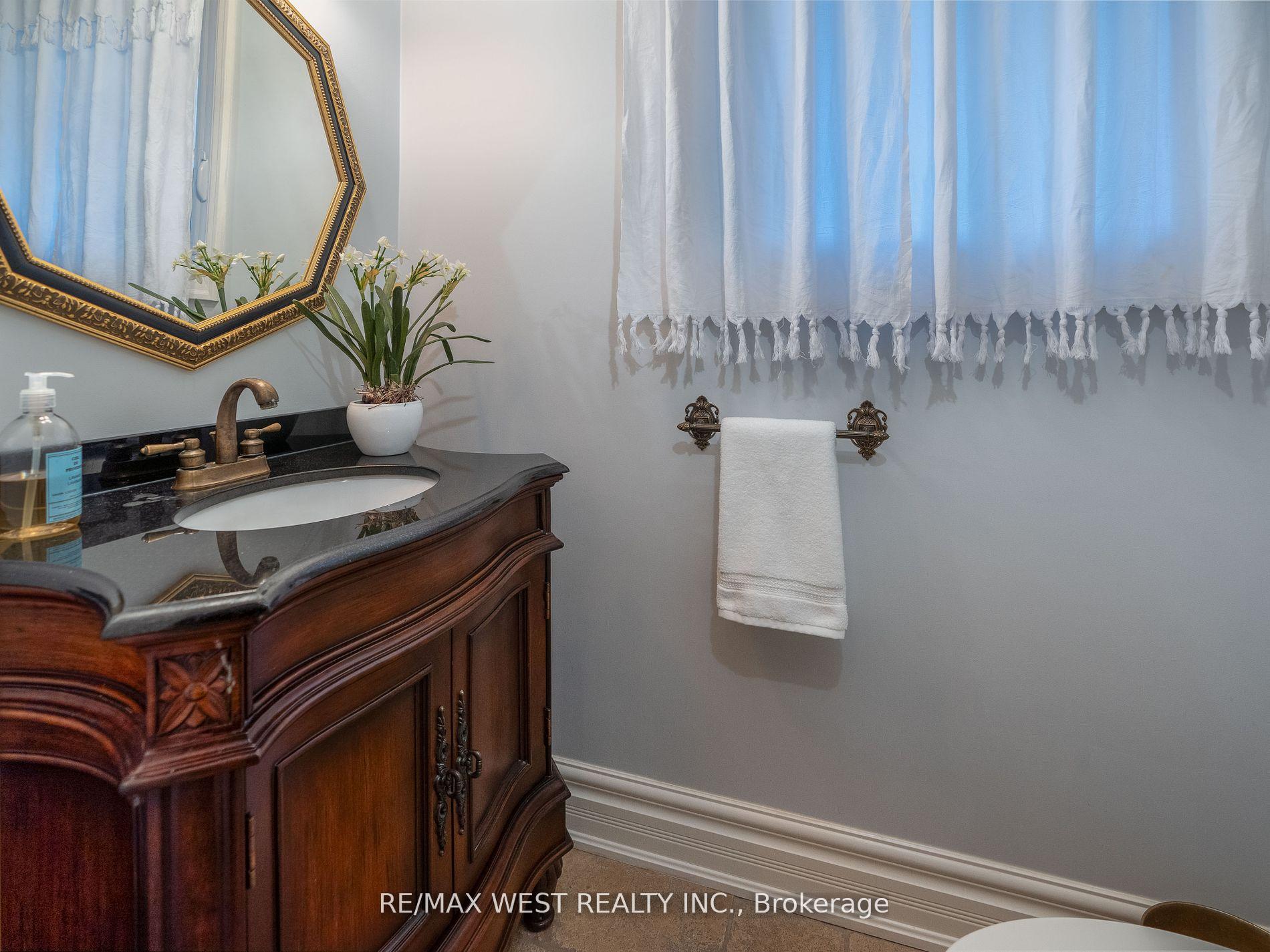 57 Edenvale Cres, Toronto, ON M9A4A5 | 4 Bedroom 5 Bathroom Detached House | Image 16