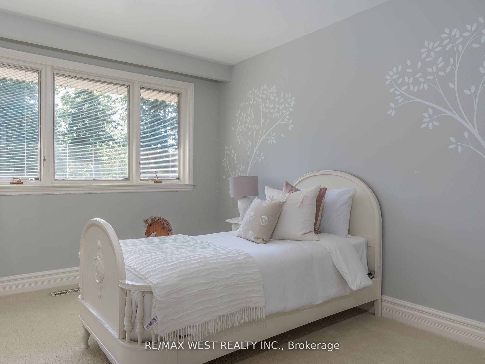 57 Edenvale Cres, Toronto, ON M9A4A5 | 4 Bedroom 5 Bathroom Detached House | Image 22