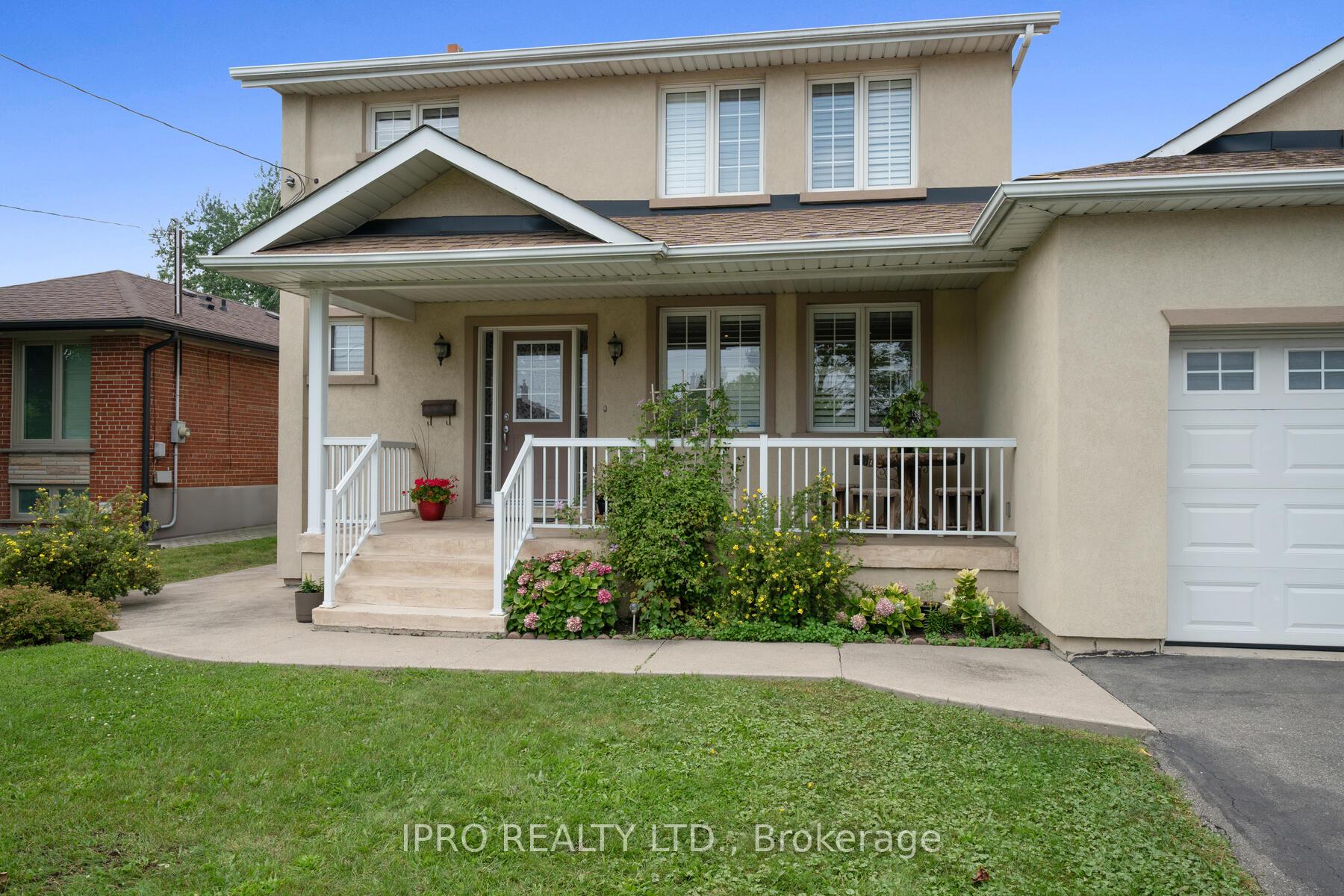 76 Stavely Cres, Toronto, ON M9W2C8 | 3 Bedroom 3 Bathroom Detached House | Image 2