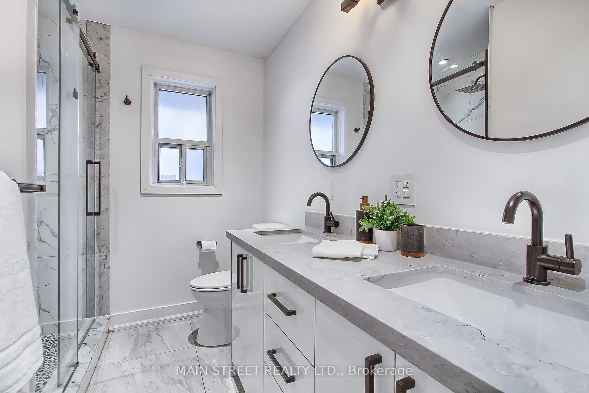 1 Hillavon Dr S, Toronto, ON M9B2P4 | 3 Bedroom 2 Bathroom Detached House | Image 24