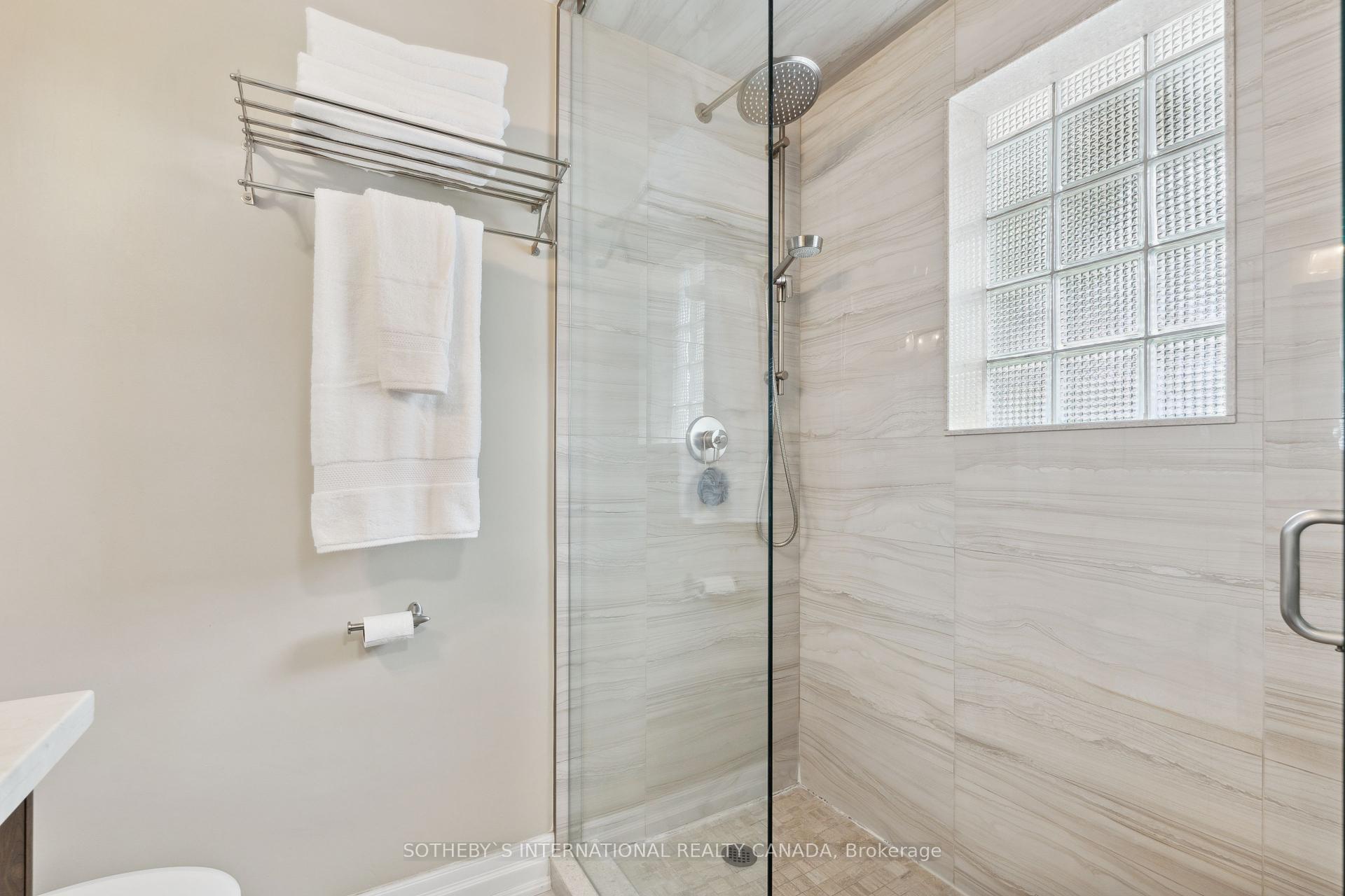 8 Courtsfield Cres, Toronto, ON M9A4S9 | 4 Bedroom 4 Bathroom Detached House | Image 20