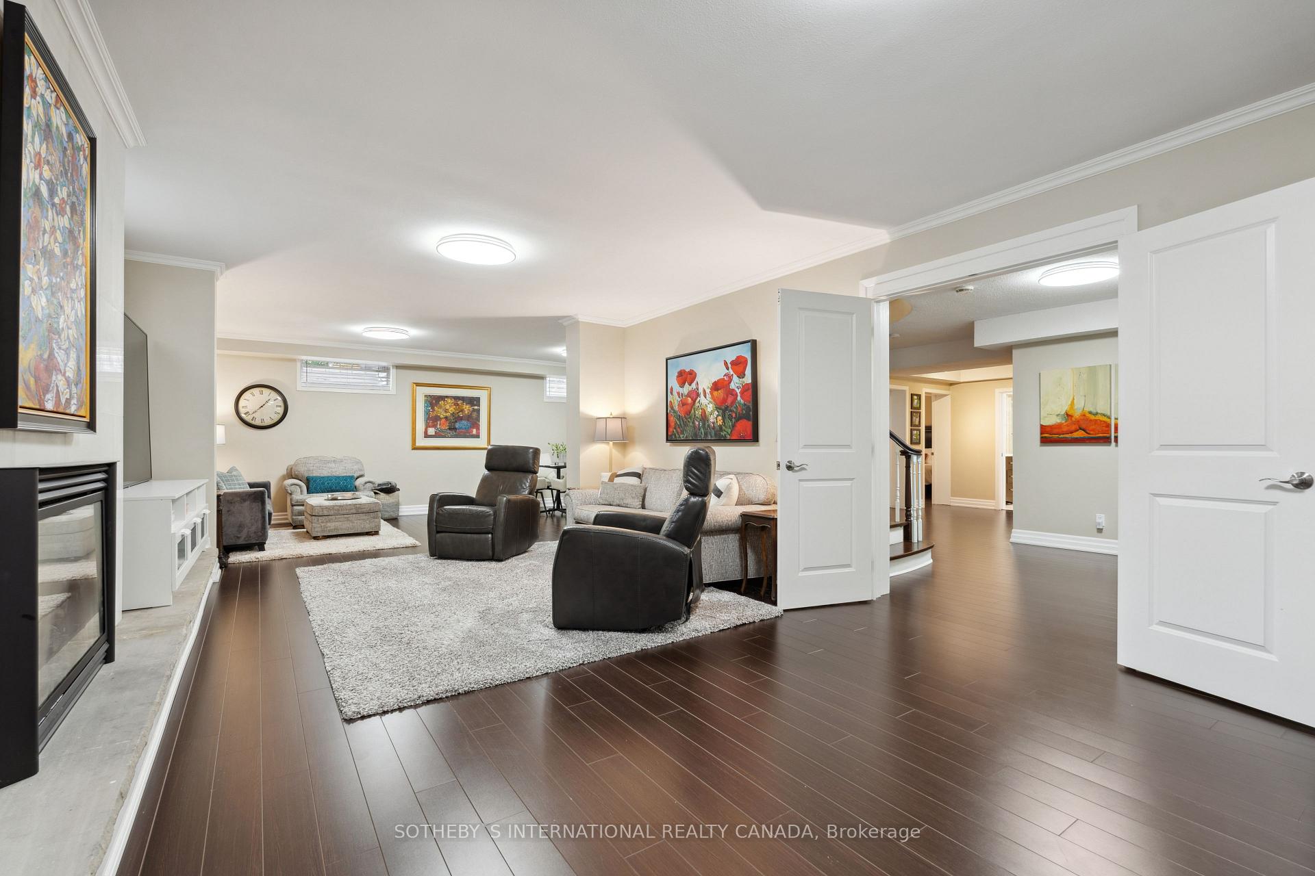 8 Courtsfield Cres, Toronto, ON M9A4S9 | 4 Bedroom 4 Bathroom Detached House | Image 27