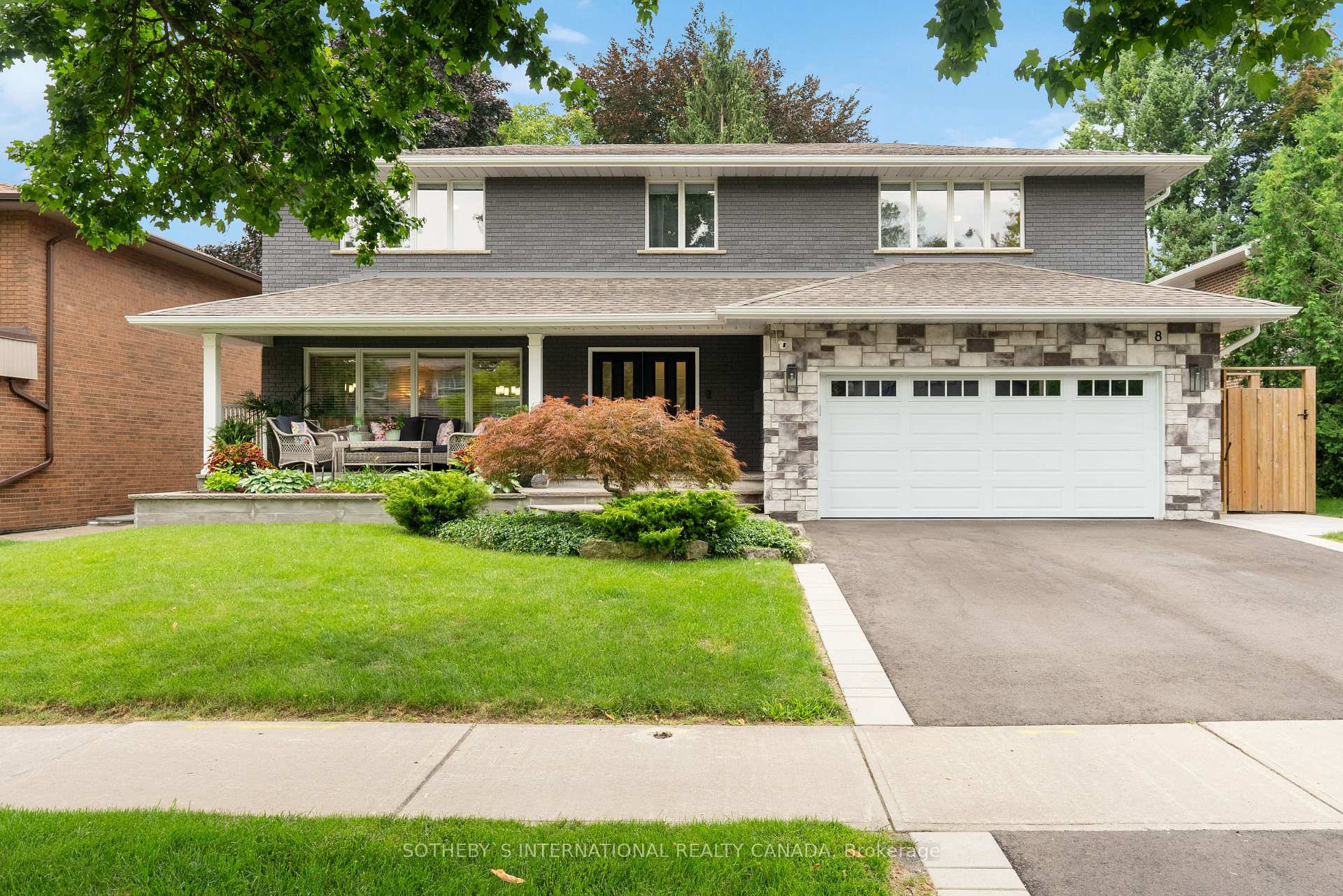 8 Courtsfield Cres, Toronto, ON M9A4S9 | 4 Bedroom 4 Bathroom Detached House | Image 3