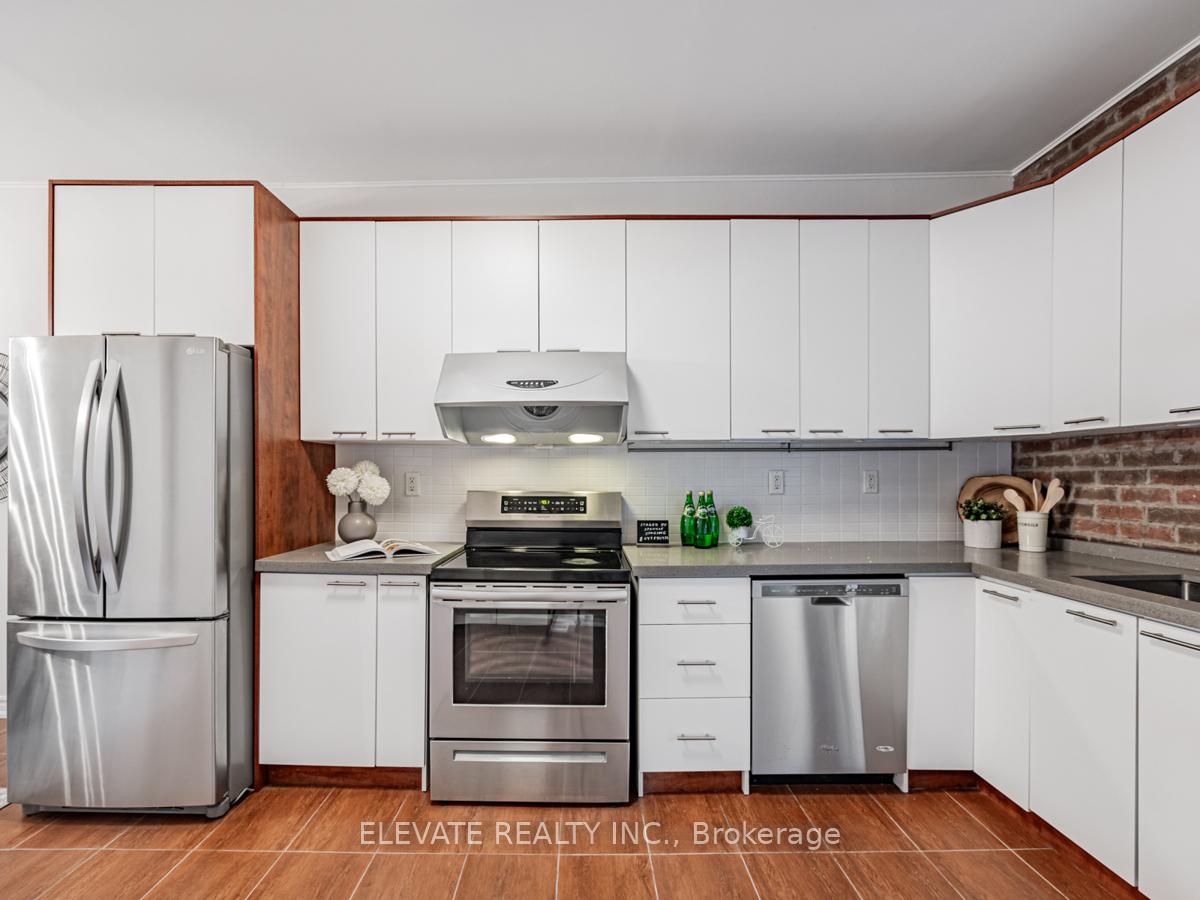 77 Emerson Ave, Toronto, ON M6H3S7 | 3 Bedroom 2 Bathroom Semi-Detached House | Image 11