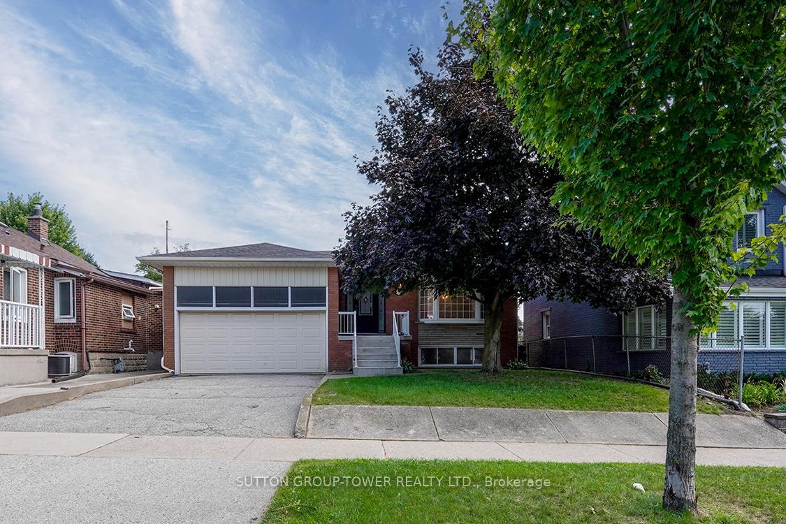 225 Park Lawn Rd, Toronto, ON M8Y3J3 | 3 Bedroom 2 Bathroom Detached House | Image 2