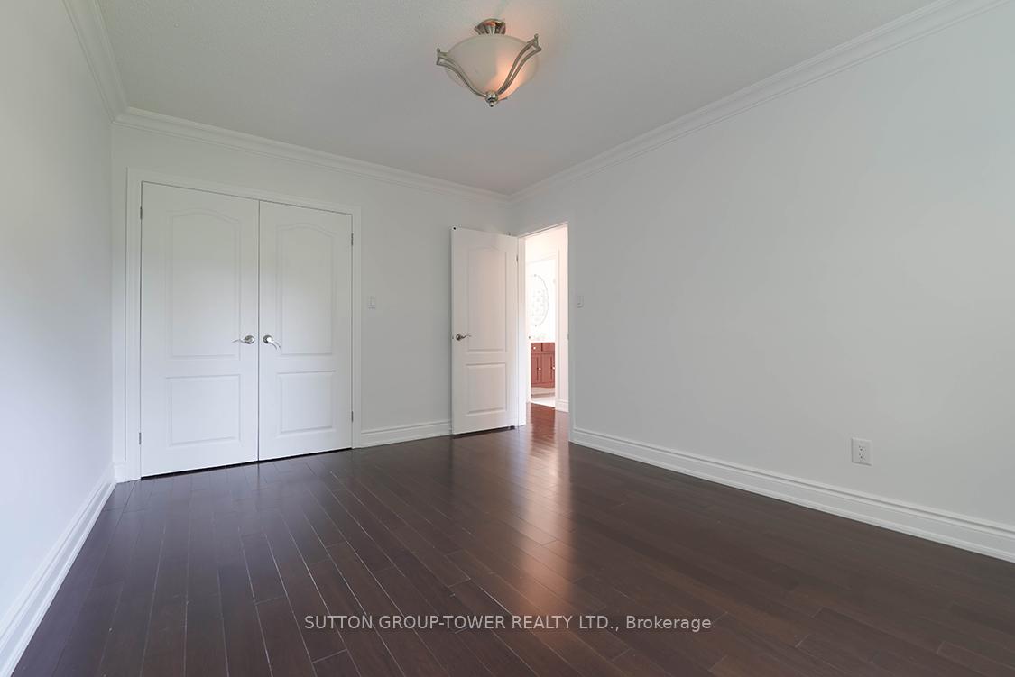 225 Park Lawn Rd, Toronto, ON M8Y3J3 | 3 Bedroom 2 Bathroom Detached House | Image 20