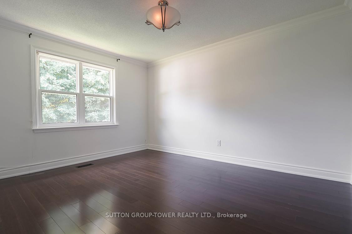 225 Park Lawn Rd, Toronto, ON M8Y3J3 | 3 Bedroom 2 Bathroom Detached House | Image 22