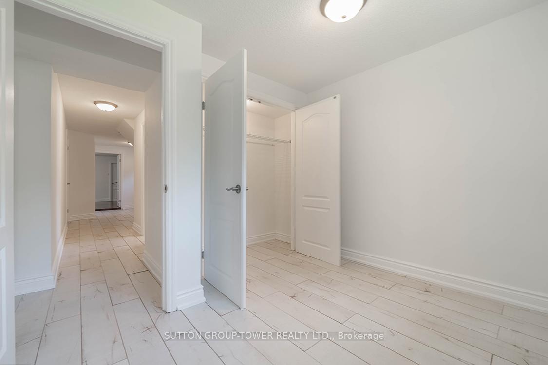 225 Park Lawn Rd, Toronto, ON M8Y3J3 | 3 Bedroom 2 Bathroom Detached House | Image 36