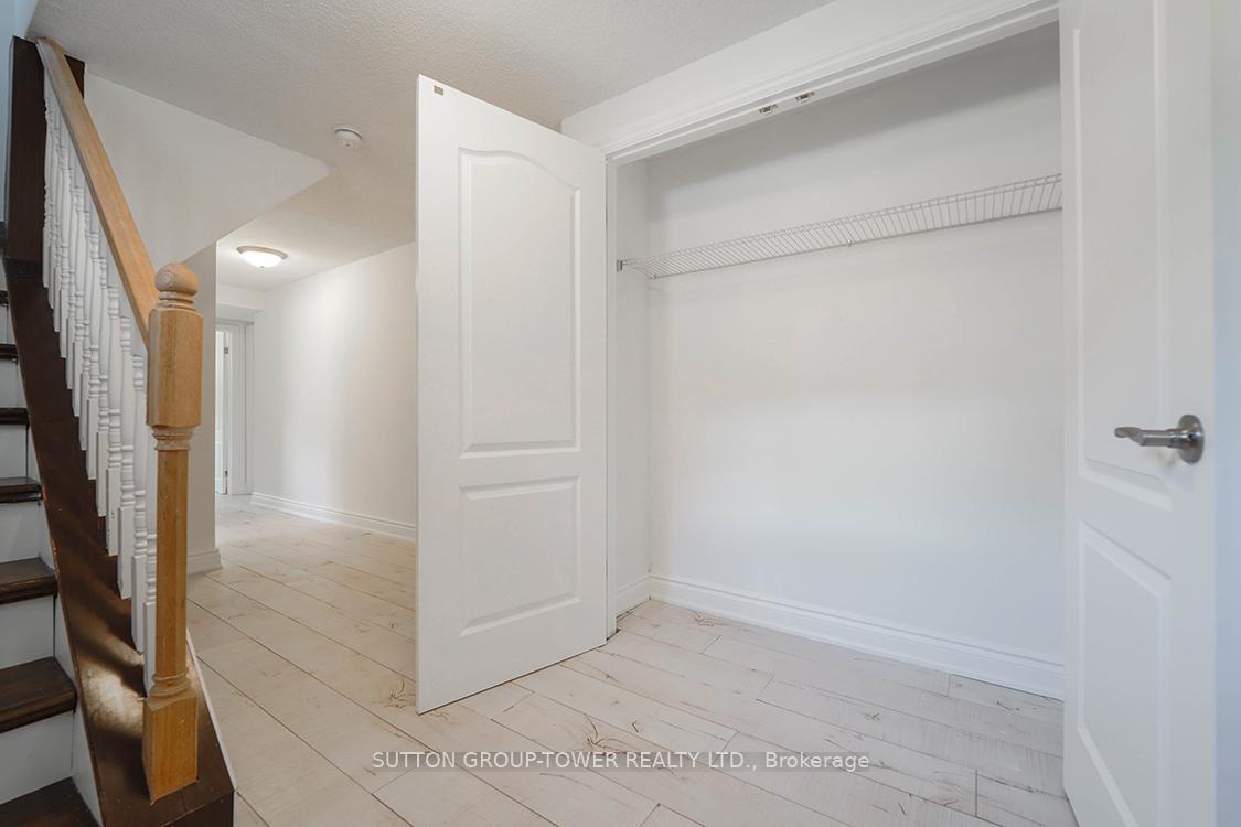 225 Park Lawn Rd, Toronto, ON M8Y3J3 | 3 Bedroom 2 Bathroom Detached House | Image 38