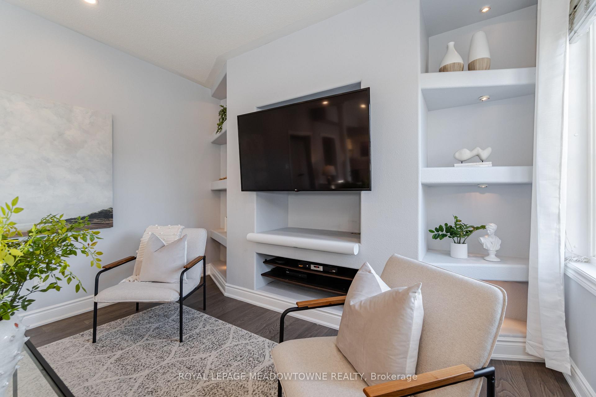 7129 Gillespie Lane, Mississauga, ON L5W1E8 | 4 Bedroom 4 Bathroom Detached House | Image 18