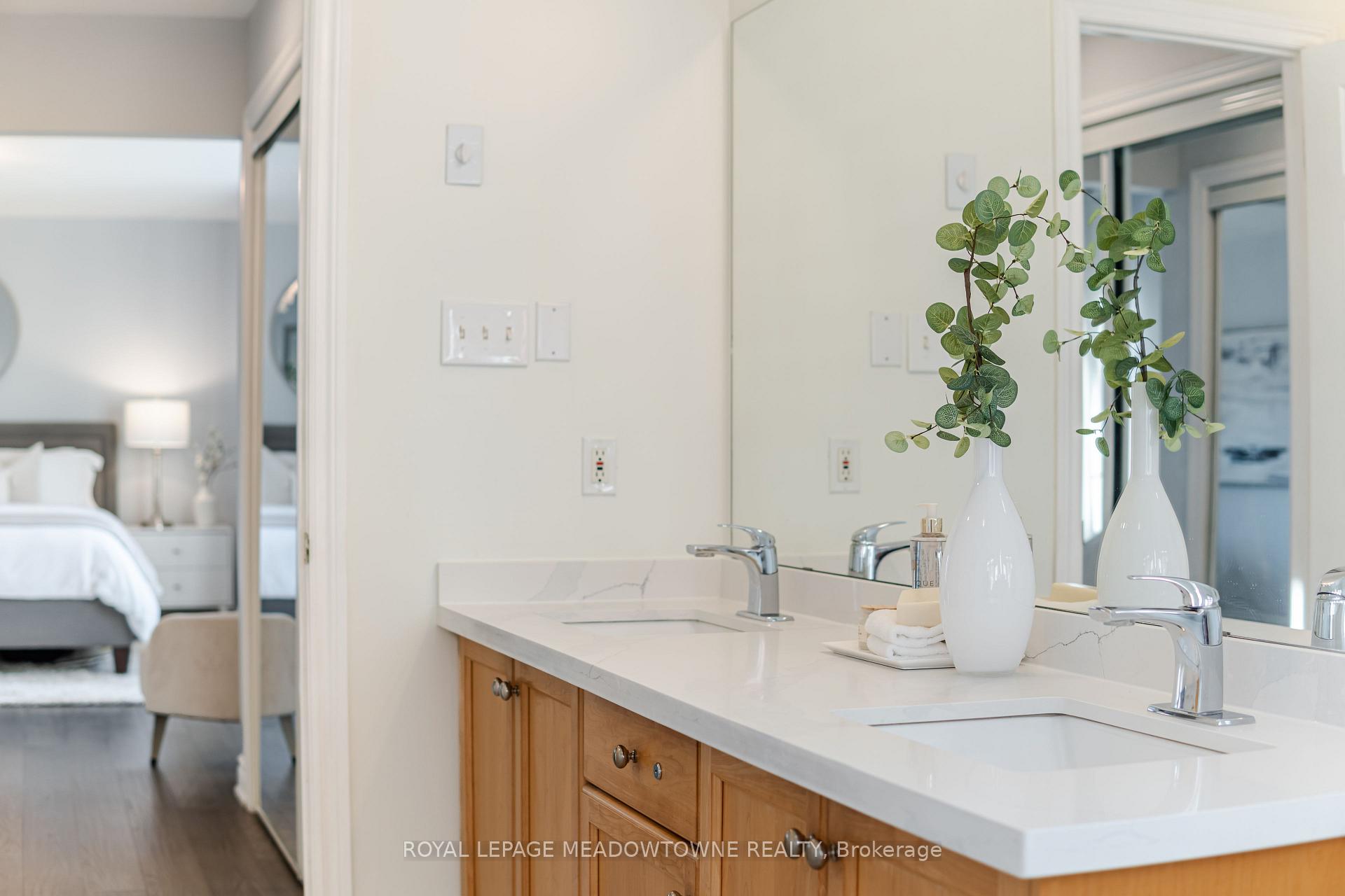 7129 Gillespie Lane, Mississauga, ON L5W1E8 | 4 Bedroom 4 Bathroom Detached House | Image 26