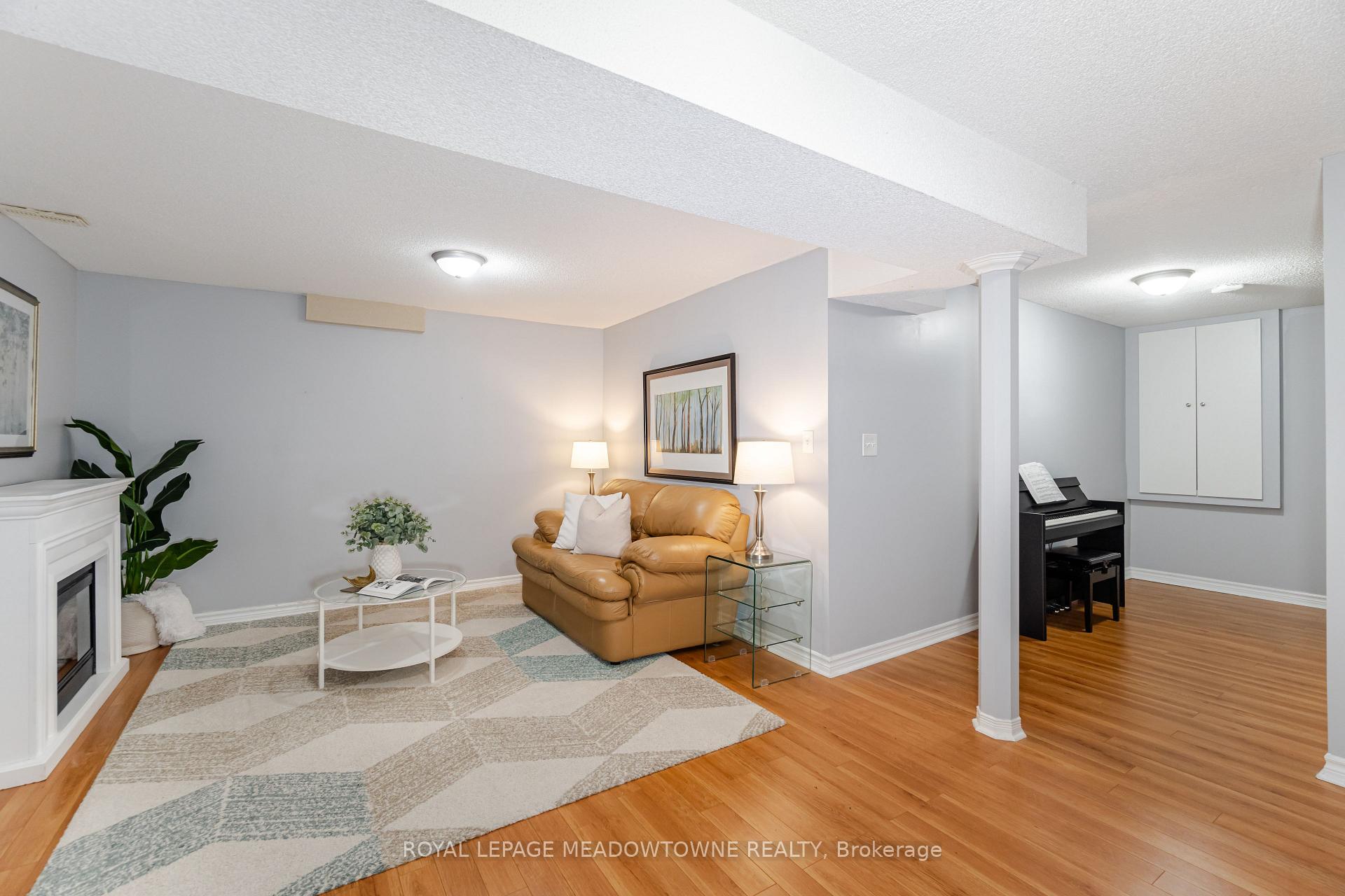 7129 Gillespie Lane, Mississauga, ON L5W1E8 | 4 Bedroom 4 Bathroom Detached House | Image 33