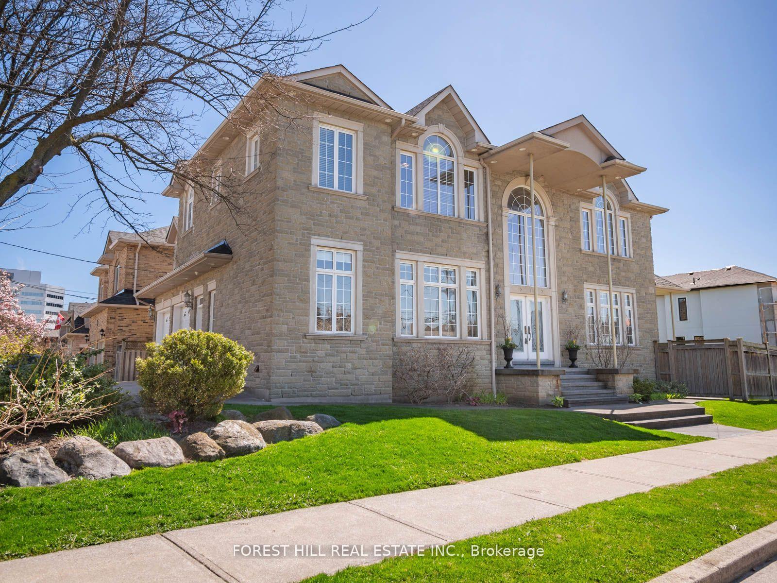 18 Highland Hill, Toronto, ON M6A2P8 | 4 Bedroom 5 Bathroom Detached House | Image 1