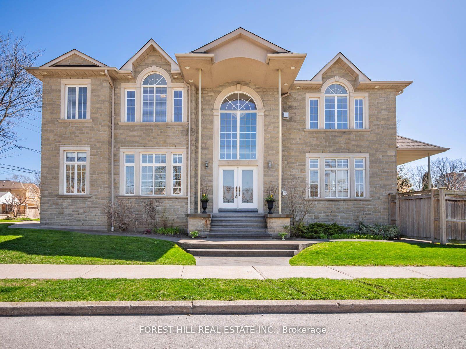 18 Highland Hill, Toronto, ON M6A2P8 | 4 Bedroom 5 Bathroom Detached House | Image 2