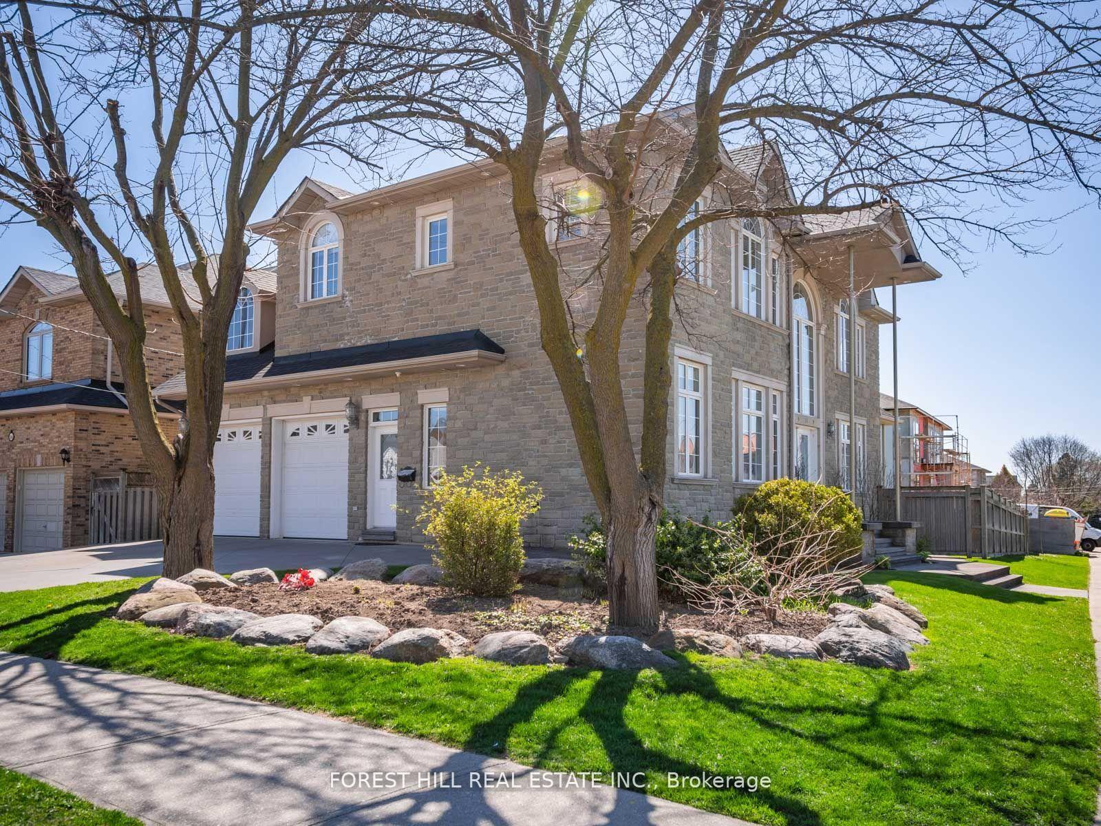 18 Highland Hill, Toronto, ON M6A2P8 | 4 Bedroom 5 Bathroom Detached House | Image 3
