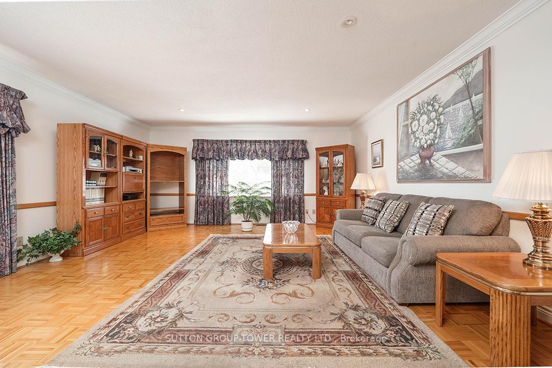 372 Glen Park Ave, Toronto, ON M6B2E5 | 4 Bedroom 3 Bathroom Detached House | Image 15