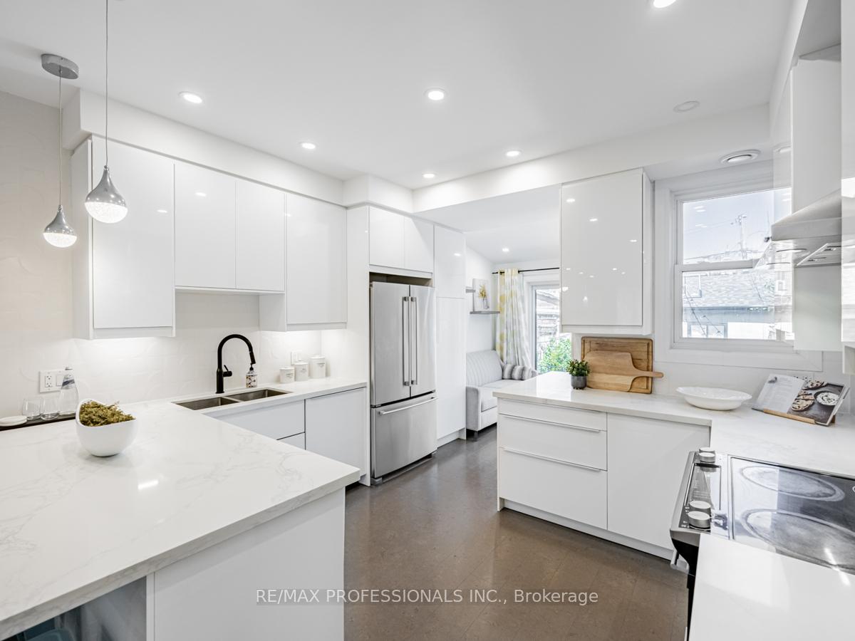 1251 Dufferin St, Toronto, ON M6H4C2 | 3 Bedroom 3 Bathroom Semi-Detached House | Image 10