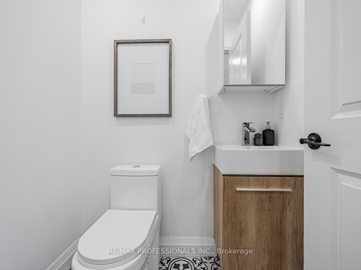 1251 Dufferin St, Toronto, ON M6H4C2 | 3 Bedroom 3 Bathroom Semi-Detached House | Image 14