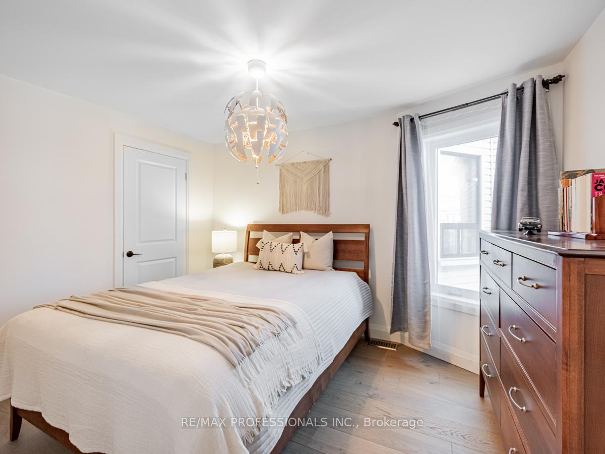 1251 Dufferin St, Toronto, ON M6H4C2 | 3 Bedroom 3 Bathroom Semi-Detached House | Image 16