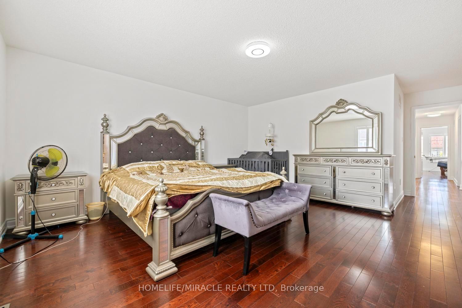 6405 Valiant Hts, Mississauga, ON L5W1E2 | 4 Bedroom 4 Bathroom Detached House | Image 29