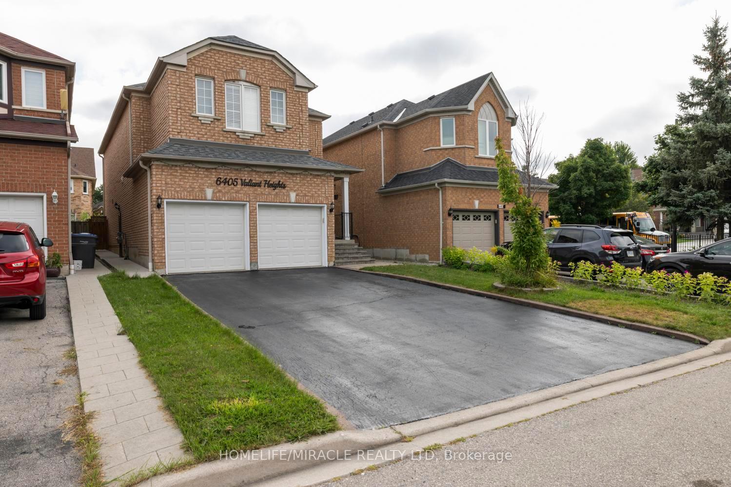 6405 Valiant Hts, Mississauga, ON L5W1E2 | 4 Bedroom 4 Bathroom Detached House | Image 3