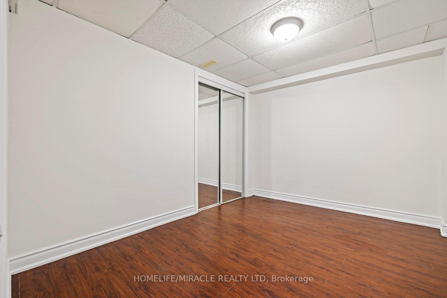 6405 Valiant Hts, Mississauga, ON L5W1E2 | 4 Bedroom 4 Bathroom Detached House | Image 38