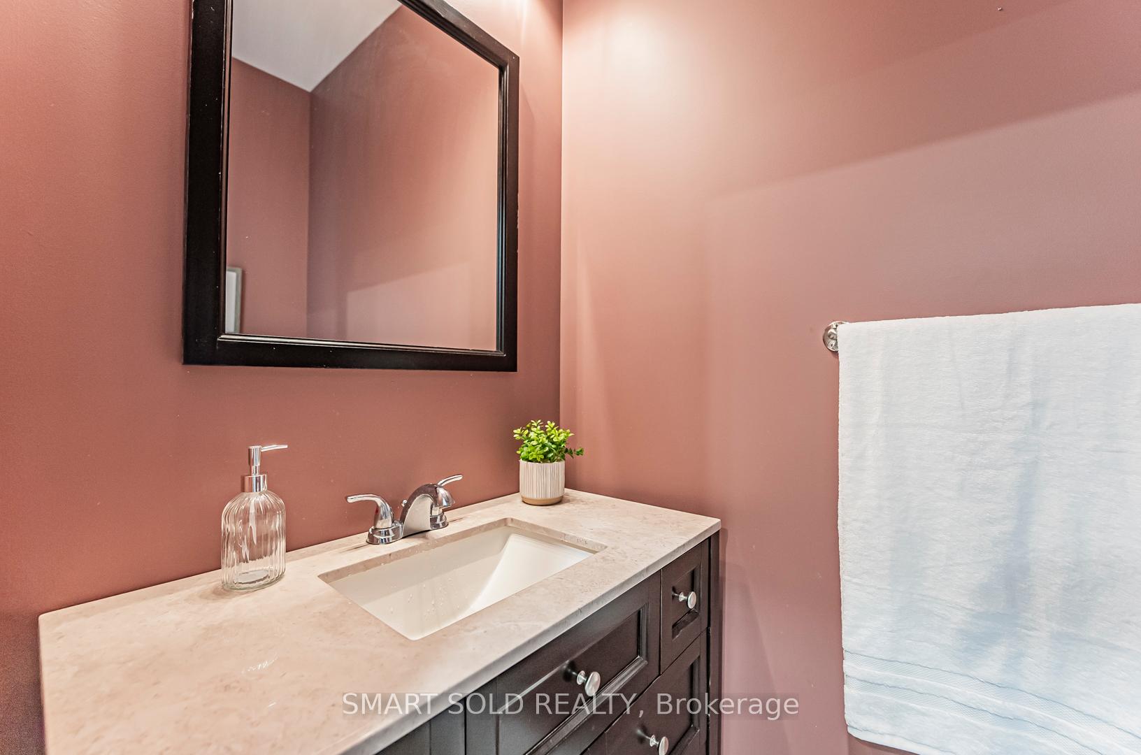 21 Harold St, Toronto, ON M8Z3R4 | 3 Bedroom 4 Bathroom Detached House | Image 11