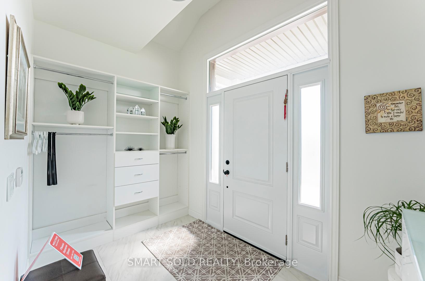 21 Harold St, Toronto, ON M8Z3R4 | 3 Bedroom 4 Bathroom Detached House | Image 2