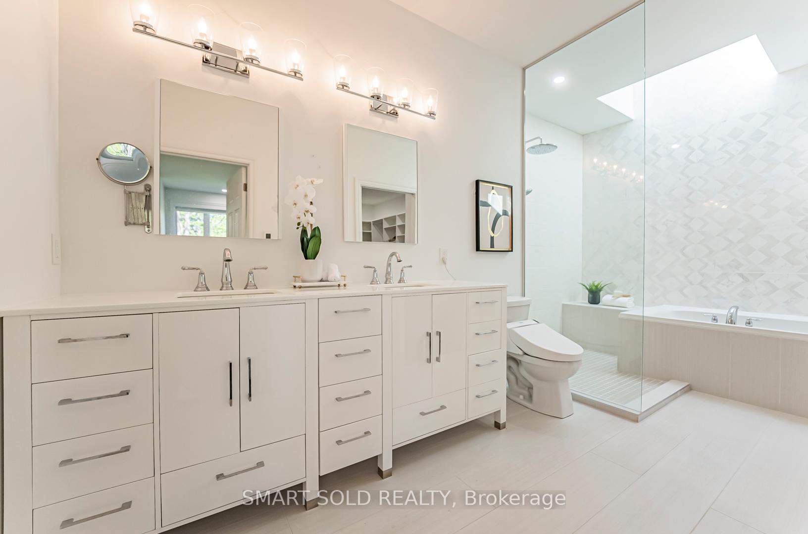 21 Harold St, Toronto, ON M8Z3R4 | 3 Bedroom 4 Bathroom Detached House | Image 21