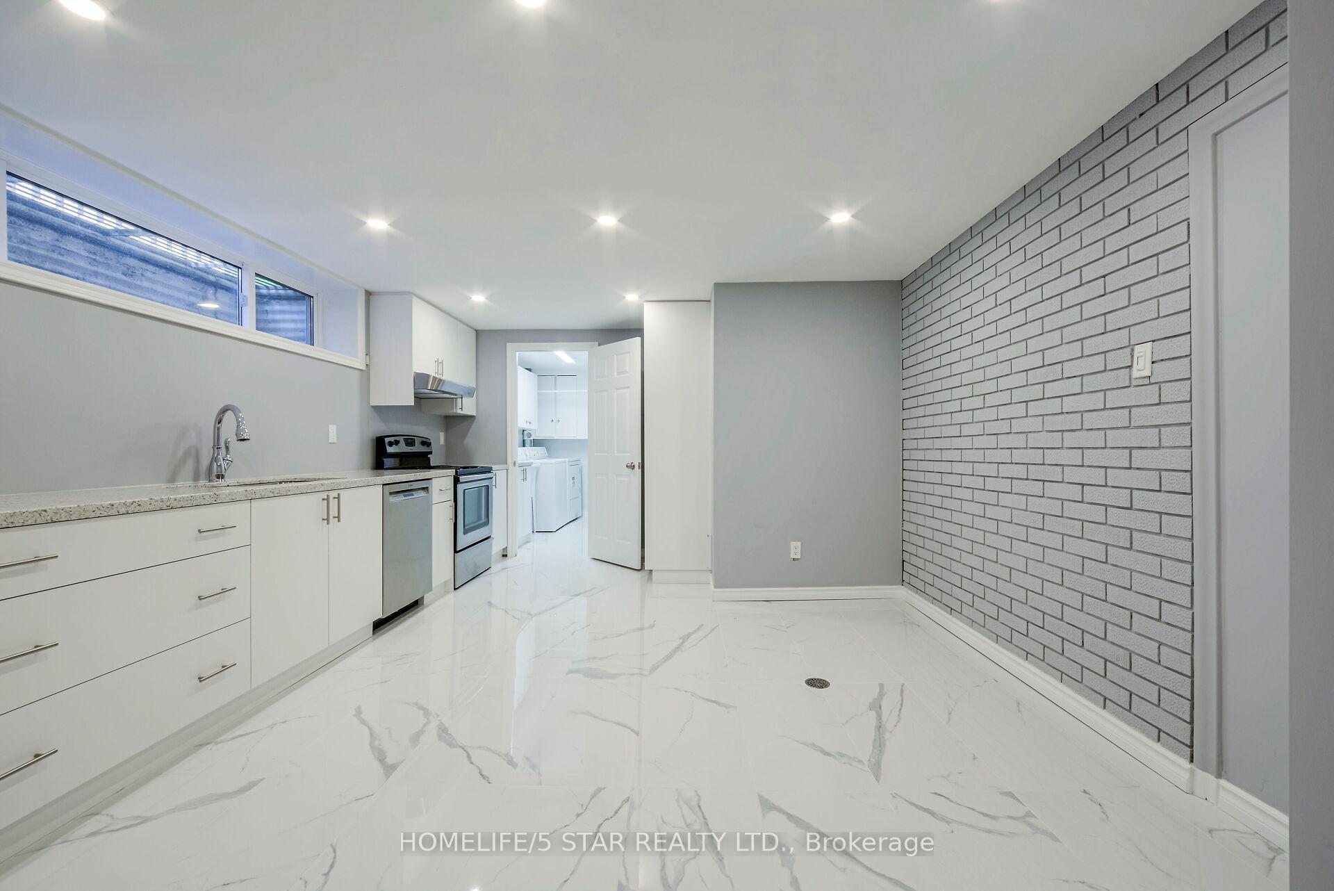 65 Ravensbourne Cres, Toronto, ON M9A2B1 | 3 Bedroom 3 Bathroom Detached House | Image 31