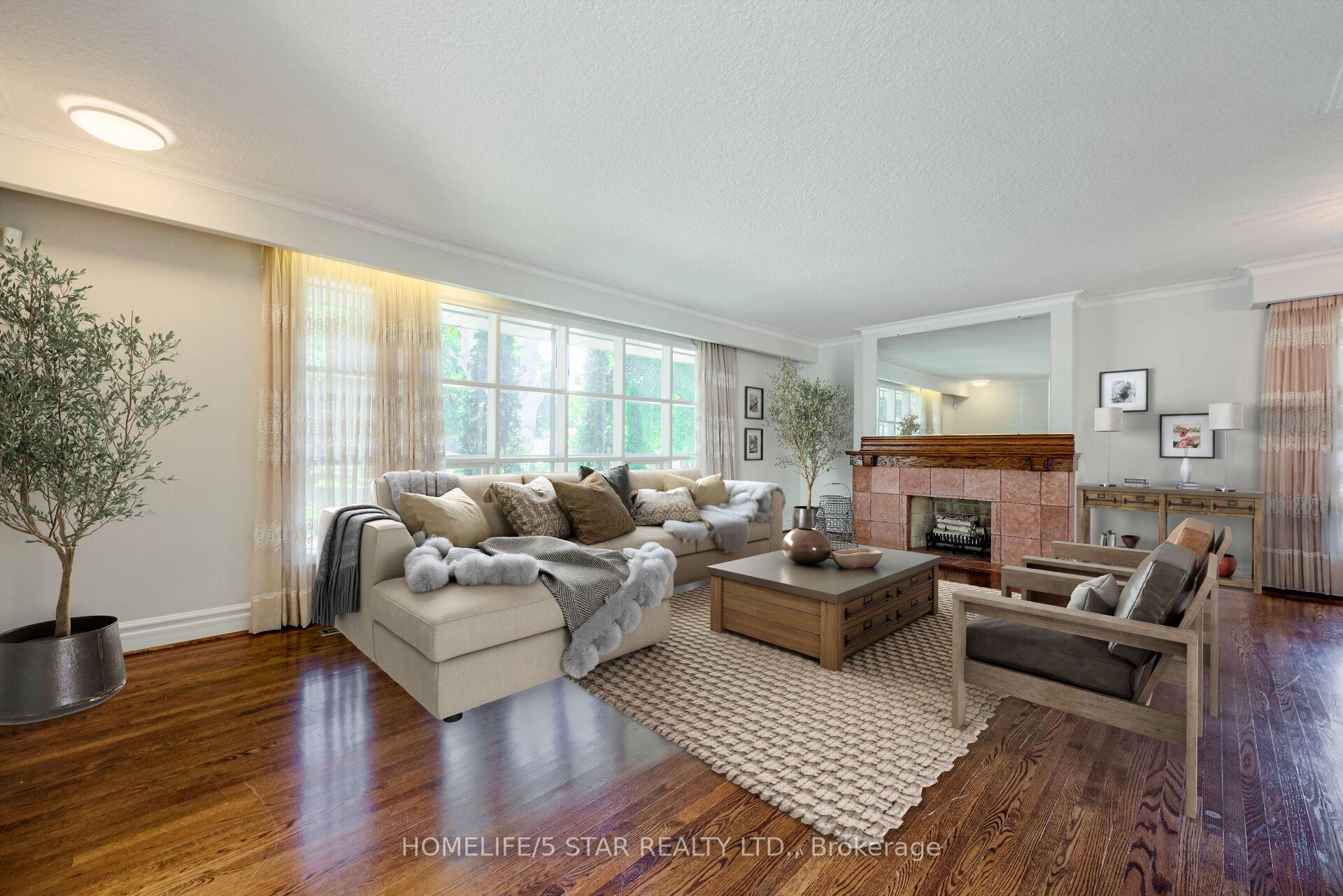 65 Ravensbourne Cres, Toronto, ON M9A2B1 | 3 Bedroom 3 Bathroom Detached House | Image 6