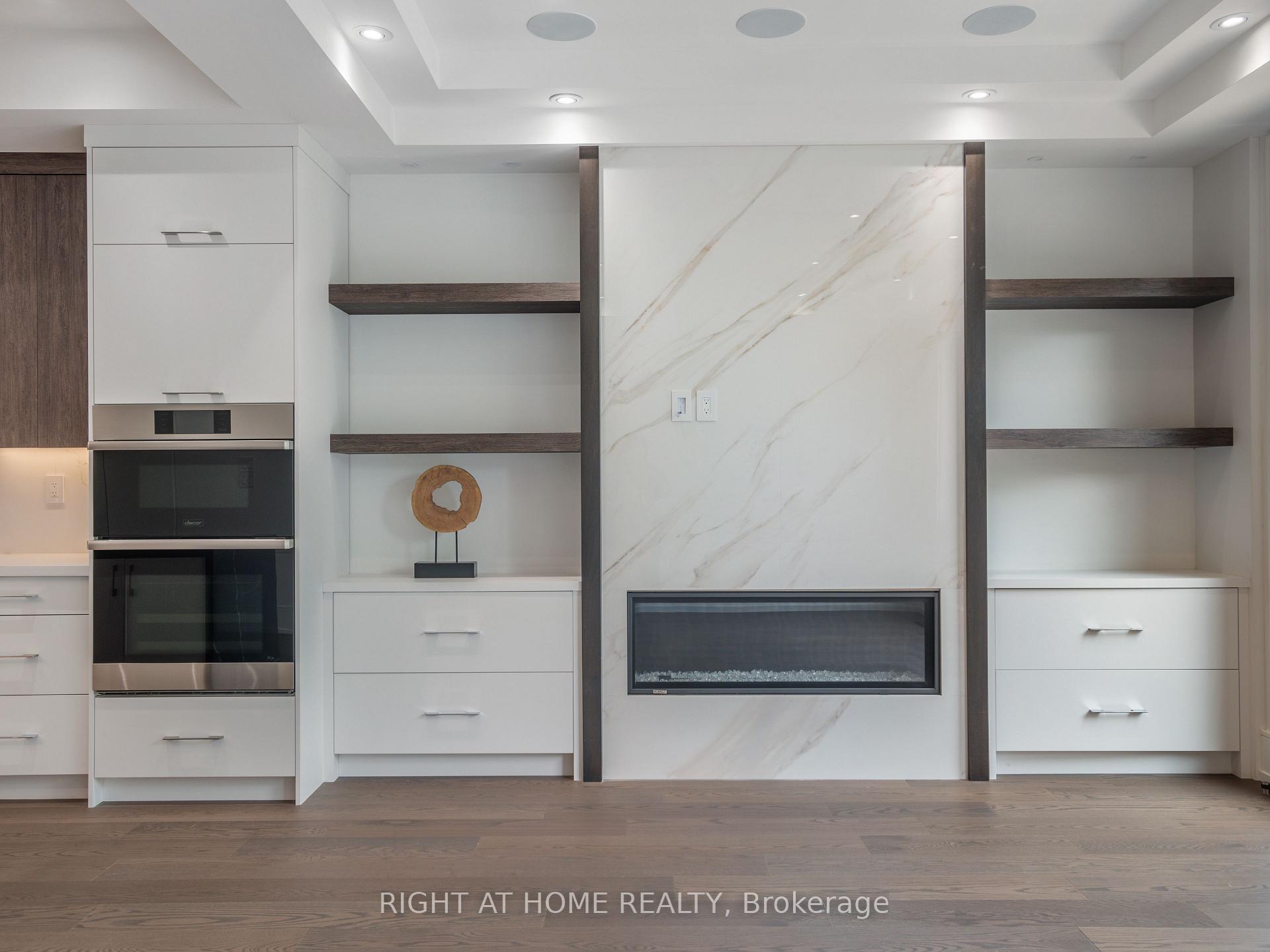 327 Melrose St, Toronto, ON M8Z1G7 | 3 Bedroom 5 Bathroom Detached House | Image 25