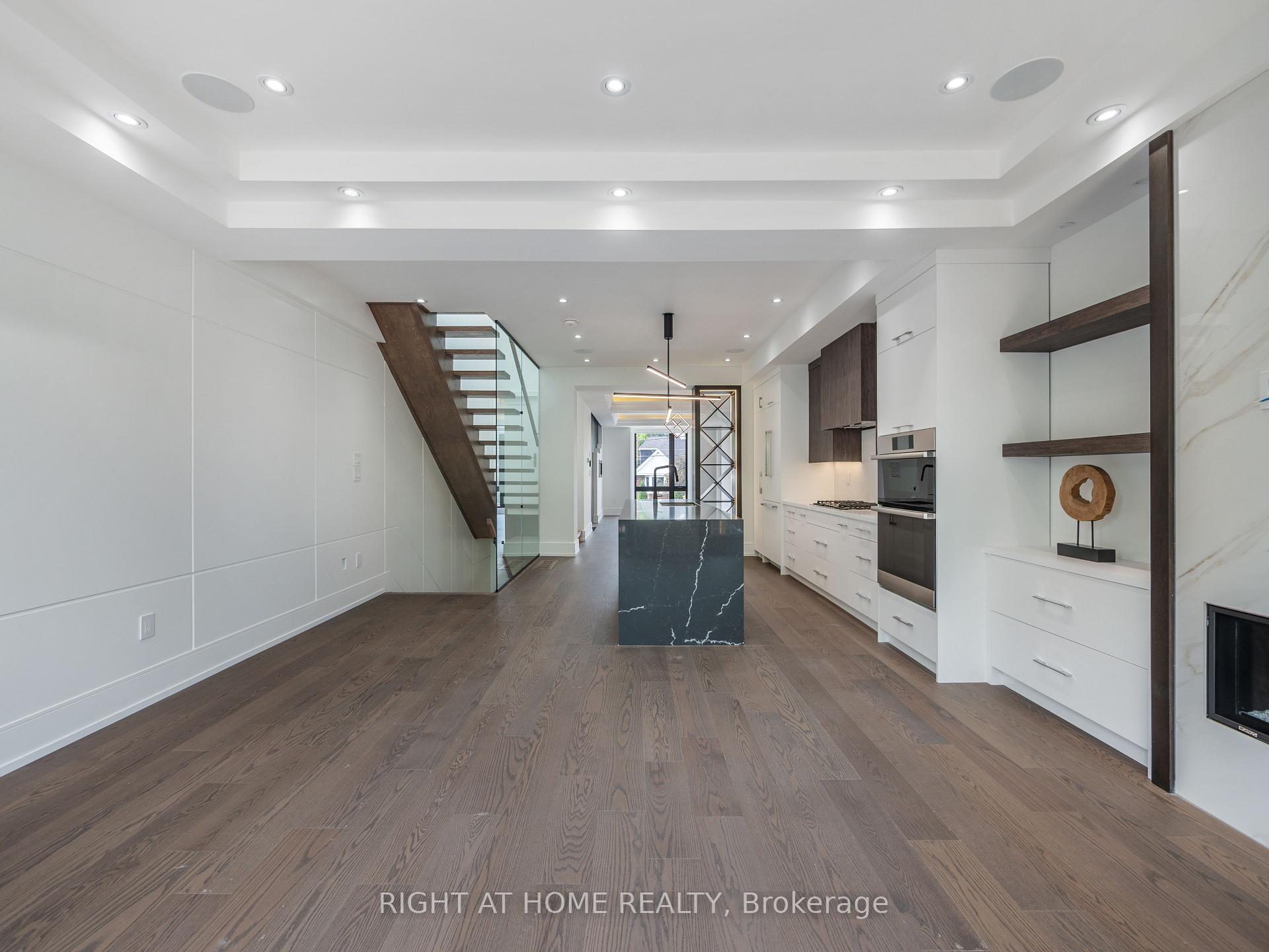 327 Melrose St, Toronto, ON M8Z1G7 | 3 Bedroom 5 Bathroom Detached House | Image 27