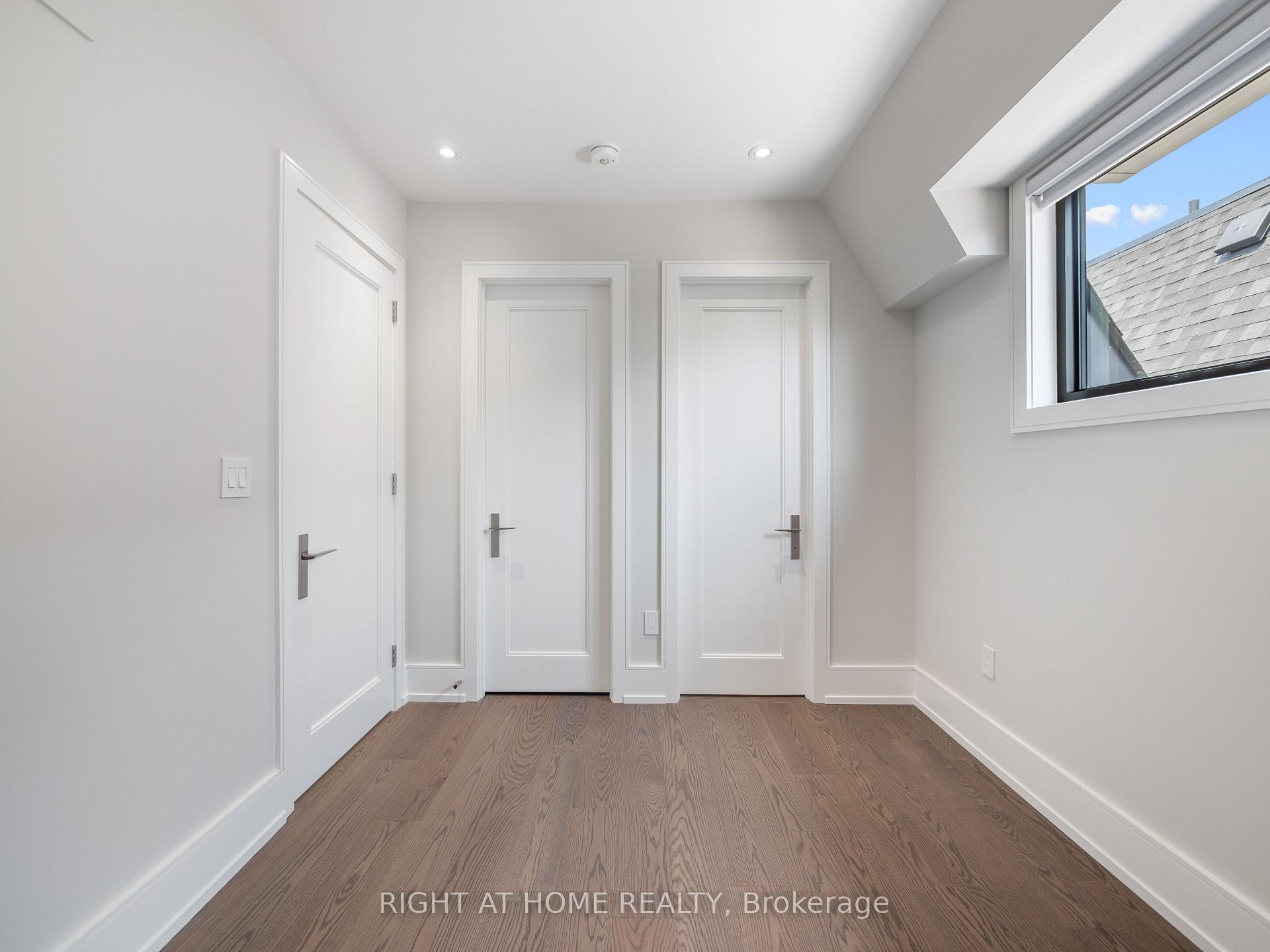 327 Melrose St, Toronto, ON M8Z1G7 | 3 Bedroom 5 Bathroom Detached House | Image 35