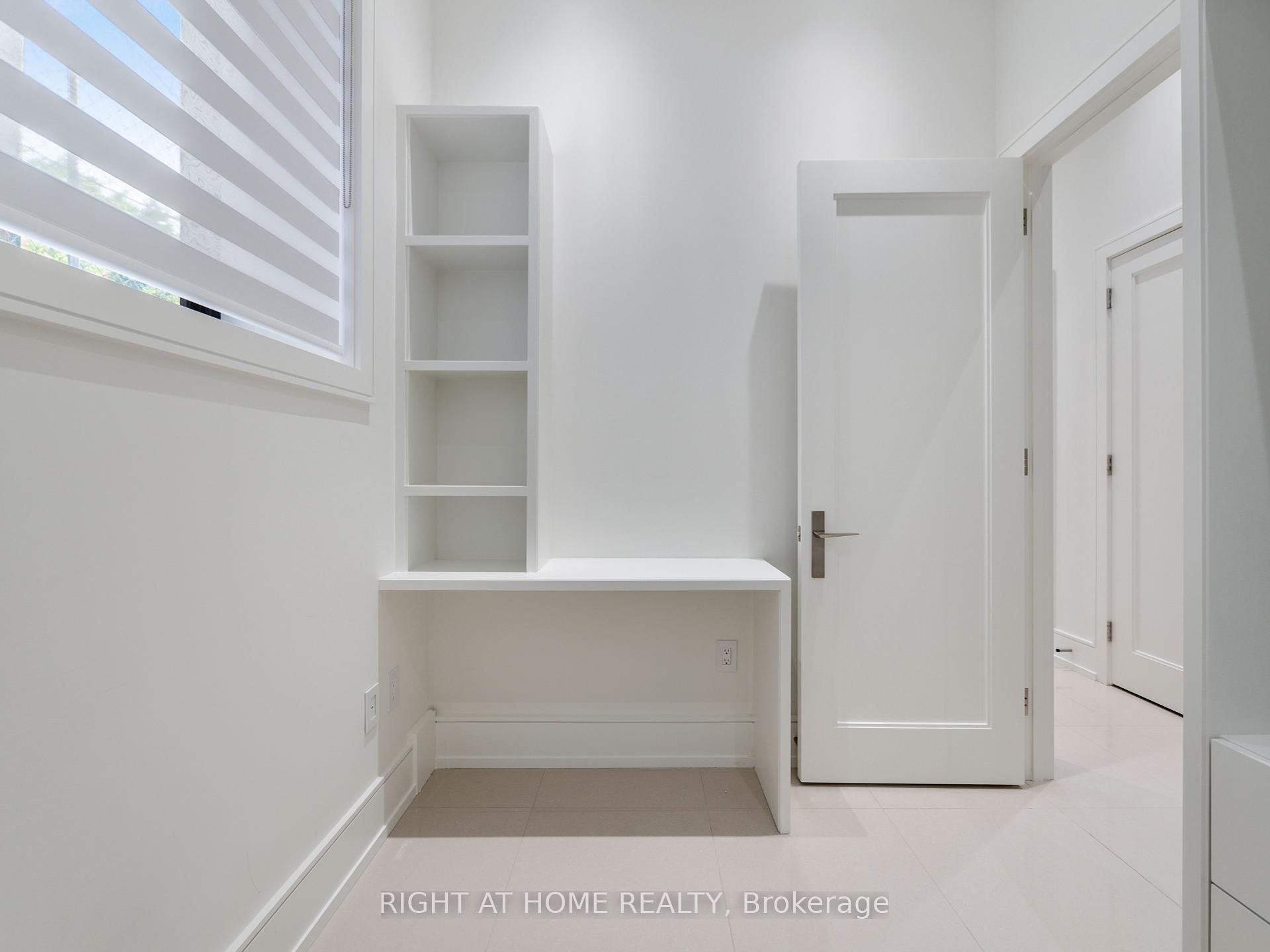 327 Melrose St, Toronto, ON M8Z1G7 | 3 Bedroom 5 Bathroom Detached House | Image 38