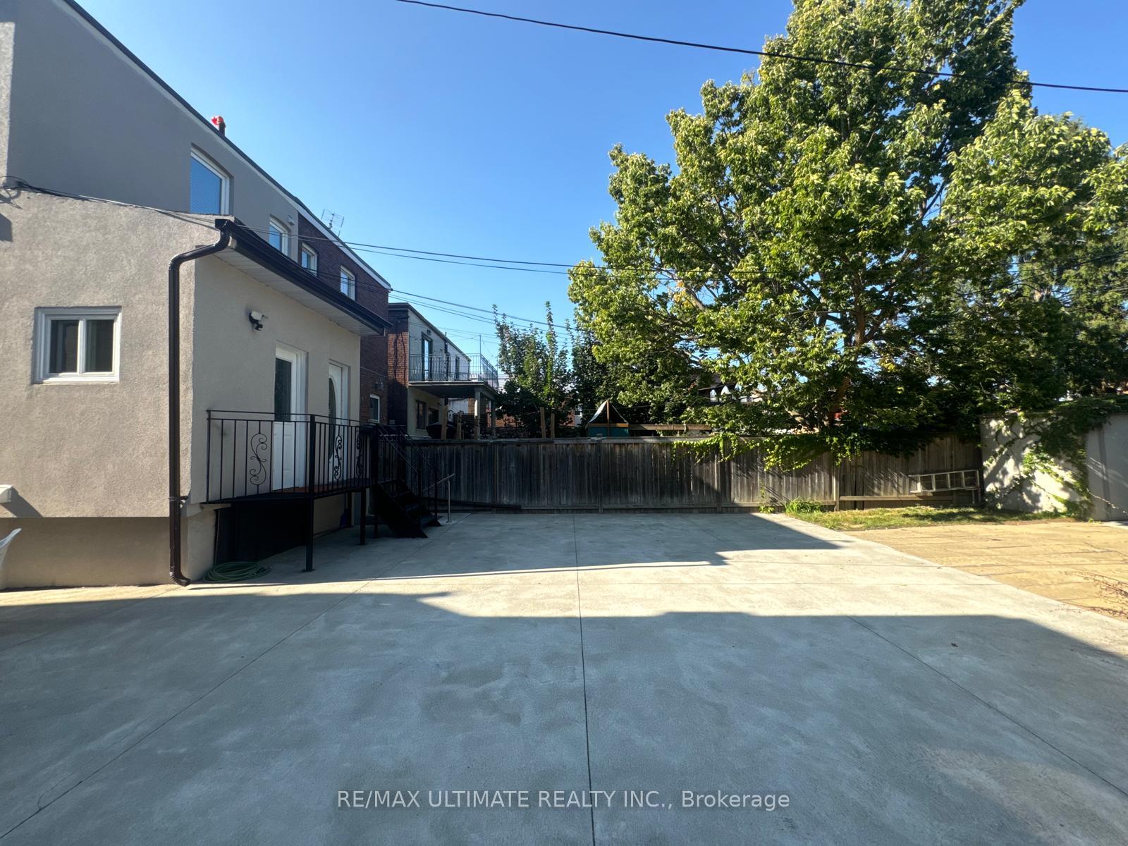 62 Hounslow Heath Rd, Toronto, ON M6N1G8 | 3 Bedroom 3 Bathroom Semi-Detached House | Image 18