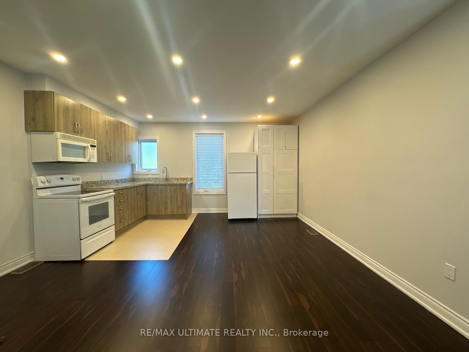 62 Hounslow Heath Rd, Toronto, ON M6N1G8 | 3 Bedroom 3 Bathroom Semi-Detached House | Image 3