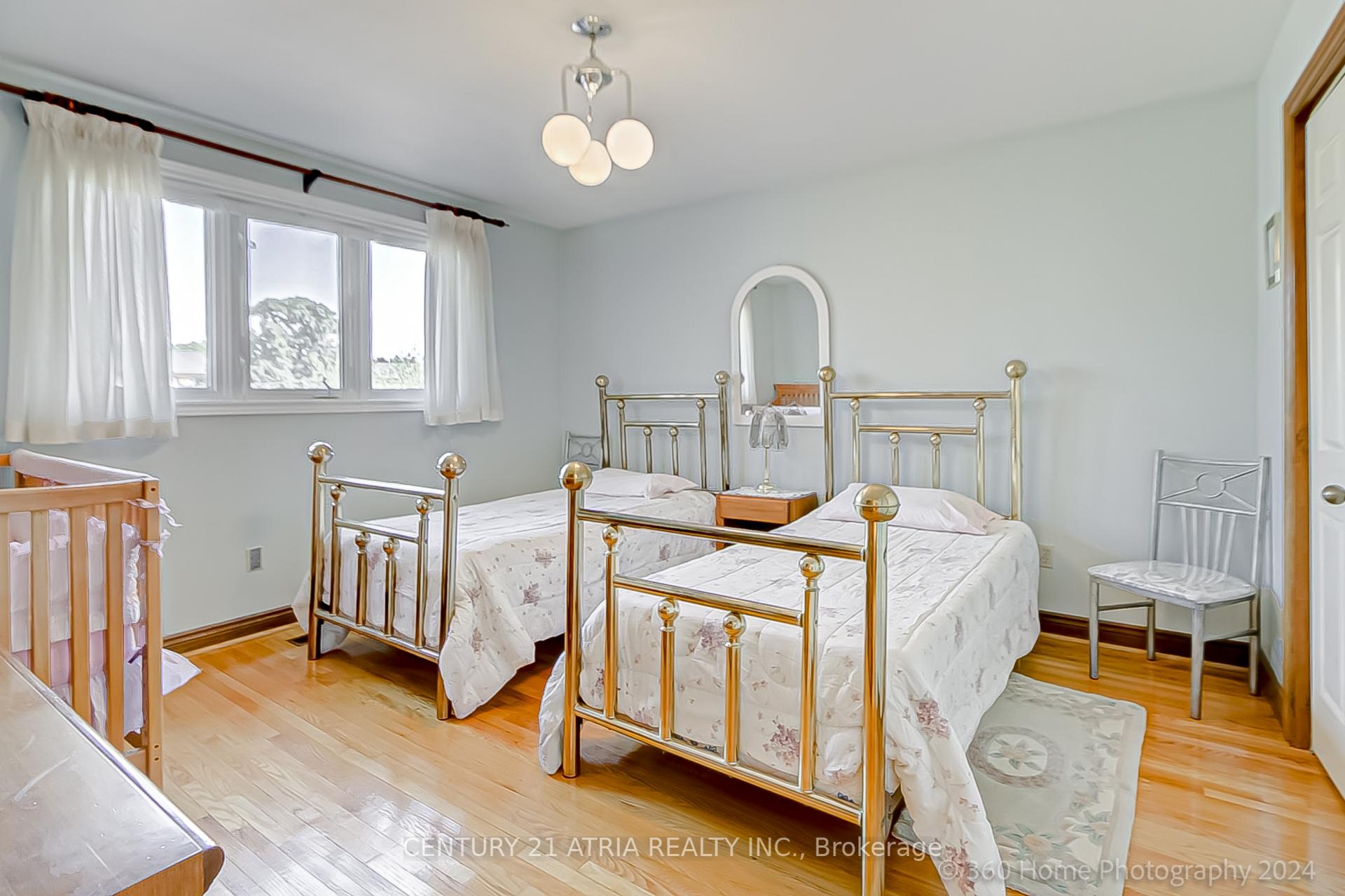 119 Glen Long Ave, Toronto, ON M6B2M4 | 4 Bedroom 4 Bathroom Detached House | Image 19