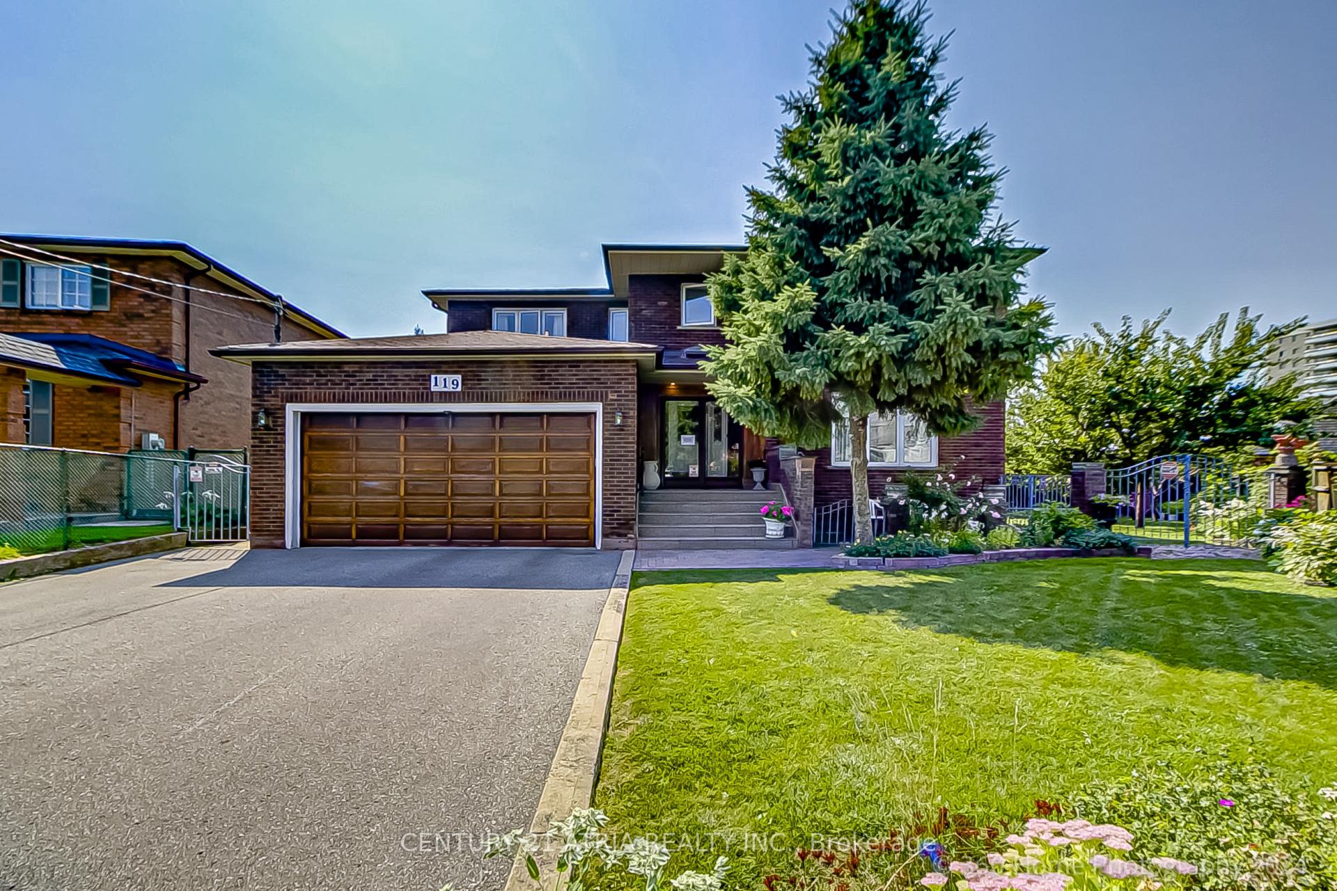 119 Glen Long Ave, Toronto, ON M6B2M4 | 4 Bedroom 4 Bathroom Detached House | Image 2