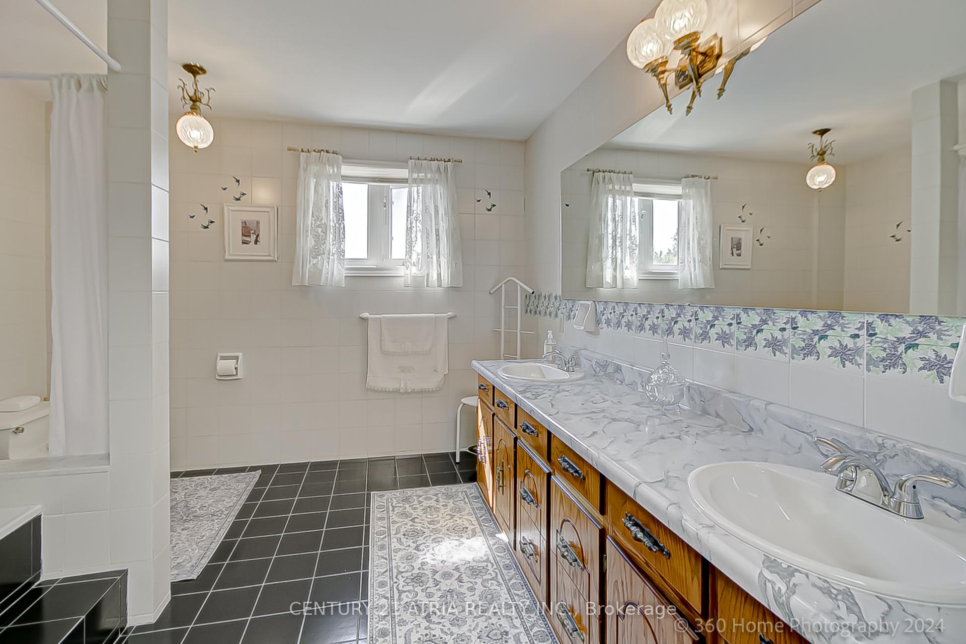 119 Glen Long Ave, Toronto, ON M6B2M4 | 4 Bedroom 4 Bathroom Detached House | Image 20