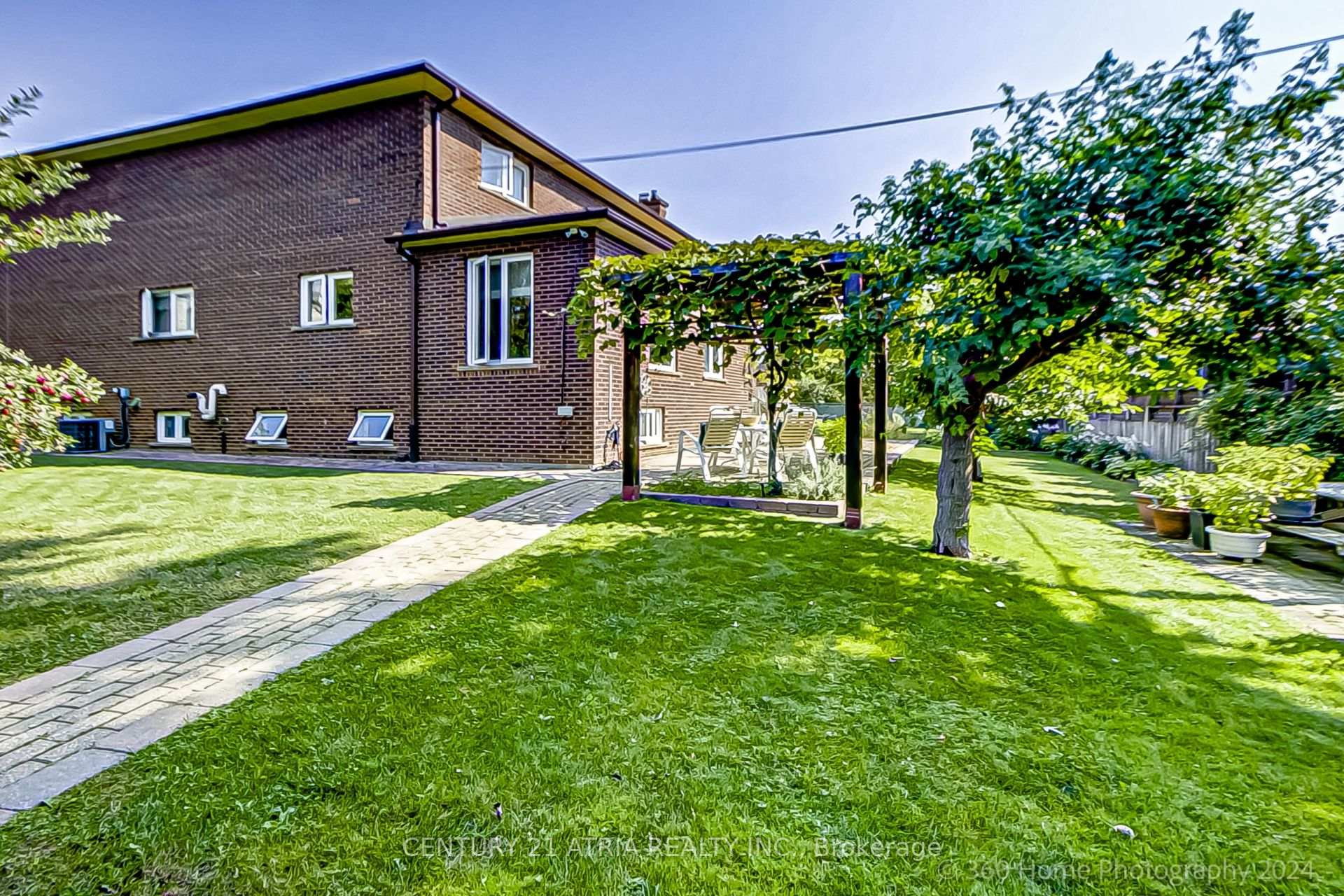 119 Glen Long Ave, Toronto, ON M6B2M4 | 4 Bedroom 4 Bathroom Detached House | Image 37