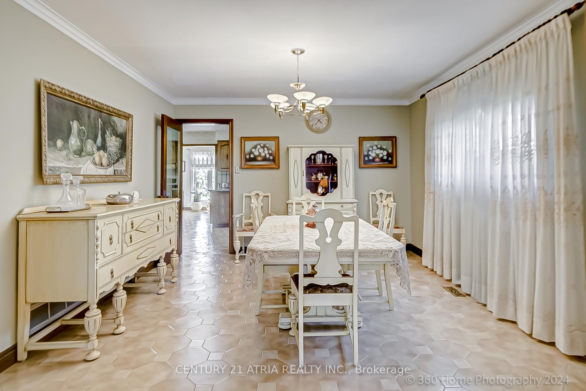 119 Glen Long Ave, Toronto, ON M6B2M4 | 4 Bedroom 4 Bathroom Detached House | Image 9