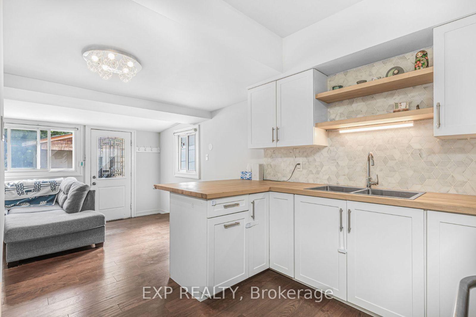 491 Jane St, Toronto, ON M6S4A1 | 2 Bedroom 2 Bathroom Semi-Detached House | Image 12